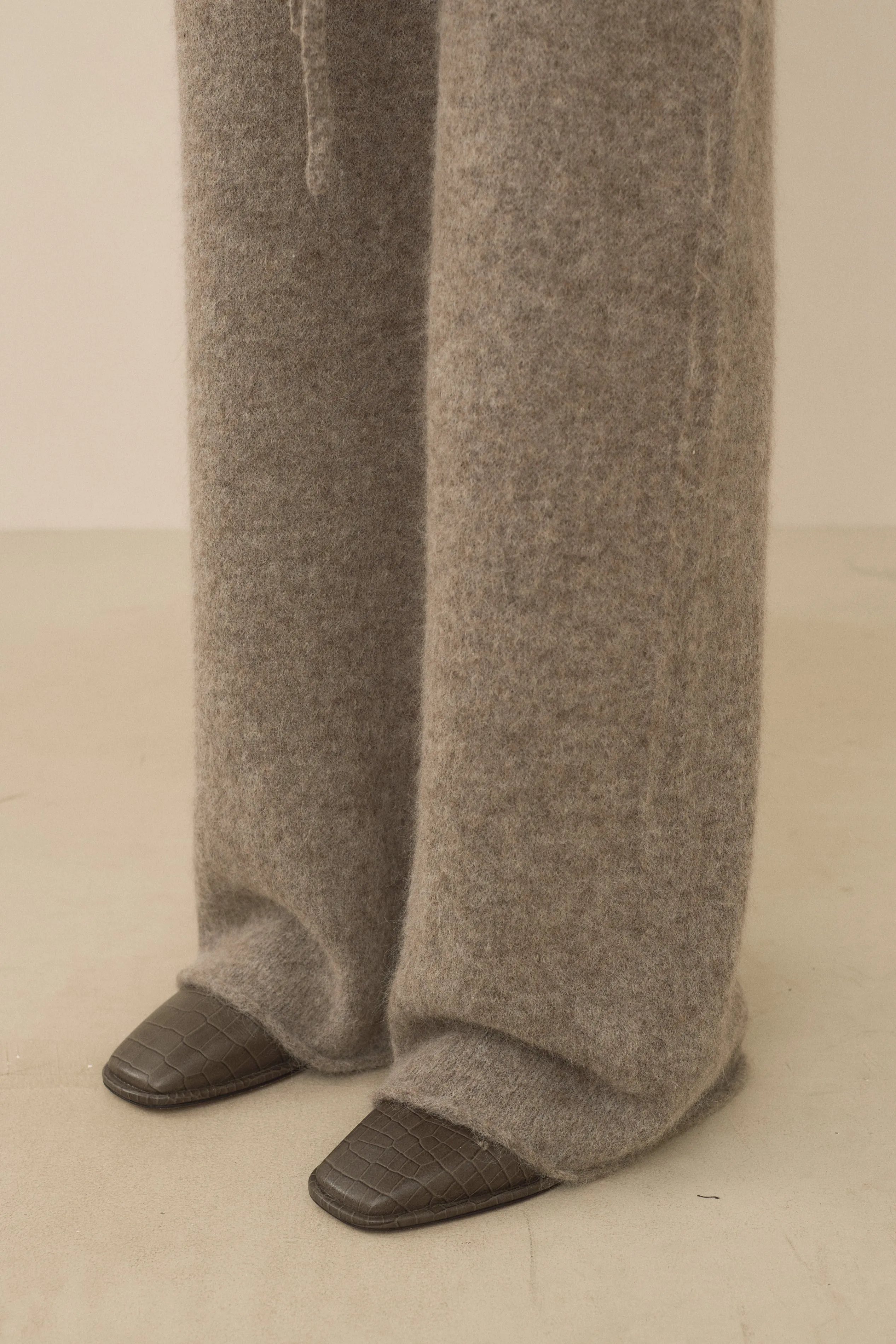 ROLL PANTS sold by Lauren Manoogian product image thumbnail 5