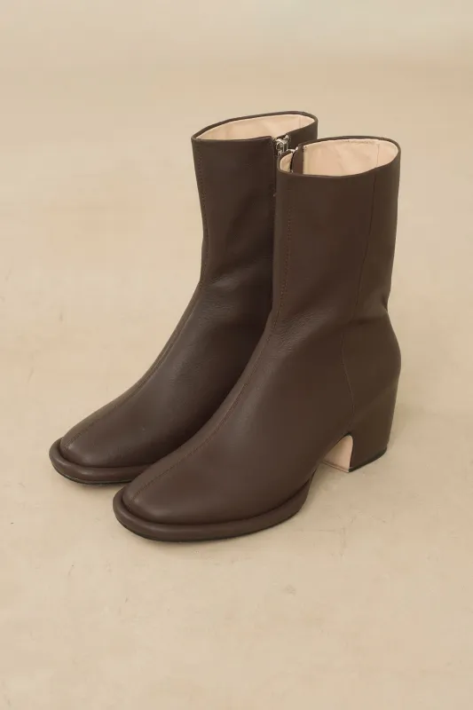 ARCH BOOT made by Lauren Manoogian