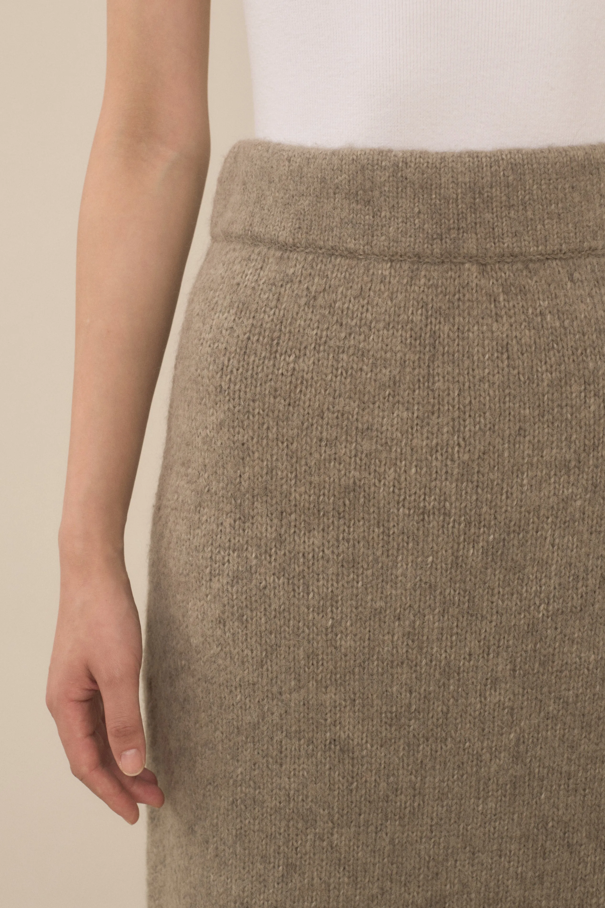 LOFT PENCIL SKIRT sold by Lauren Manoogian product image thumbnail 3