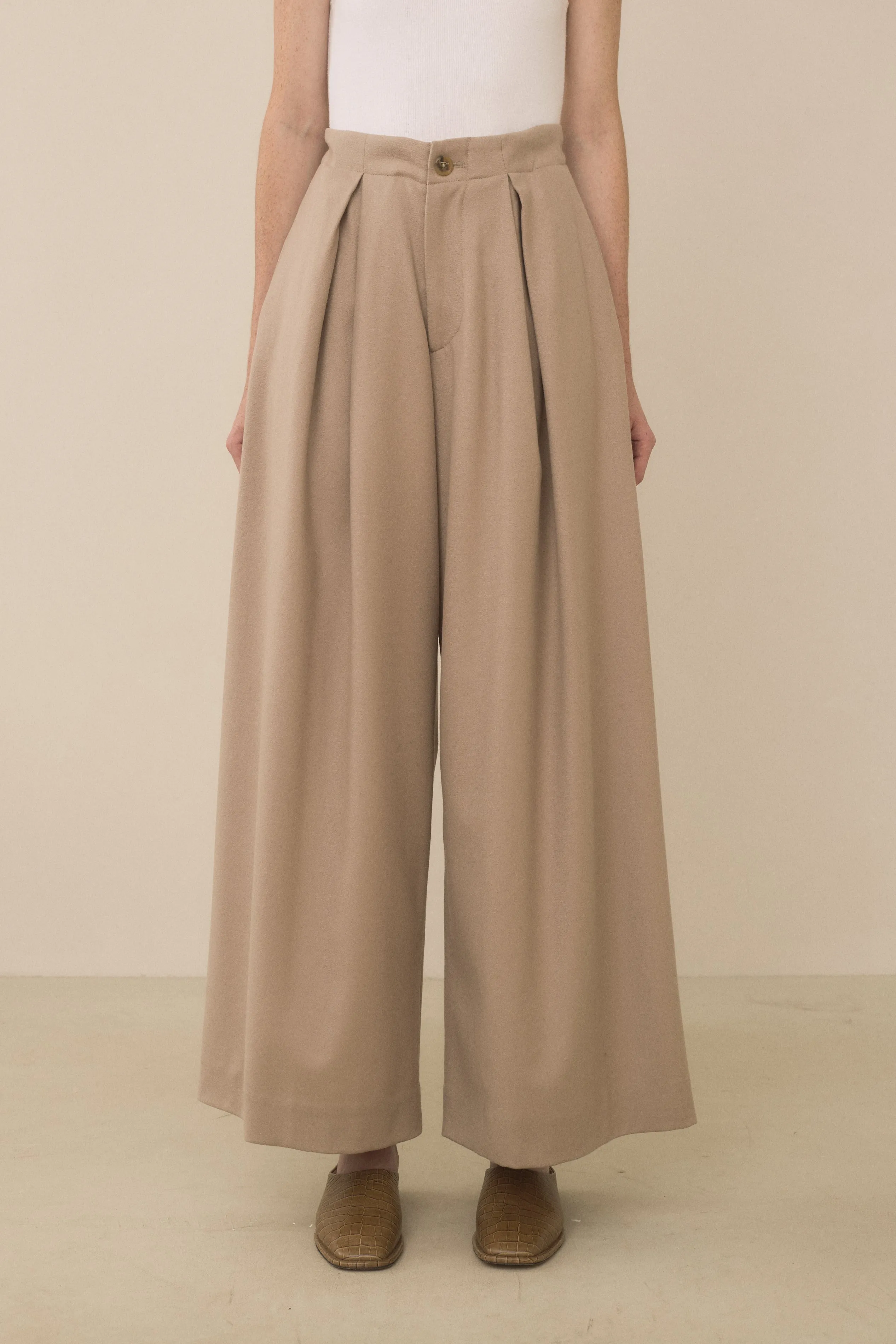 PLEAT TROUSER sold by Lauren Manoogian product image thumbnail 3