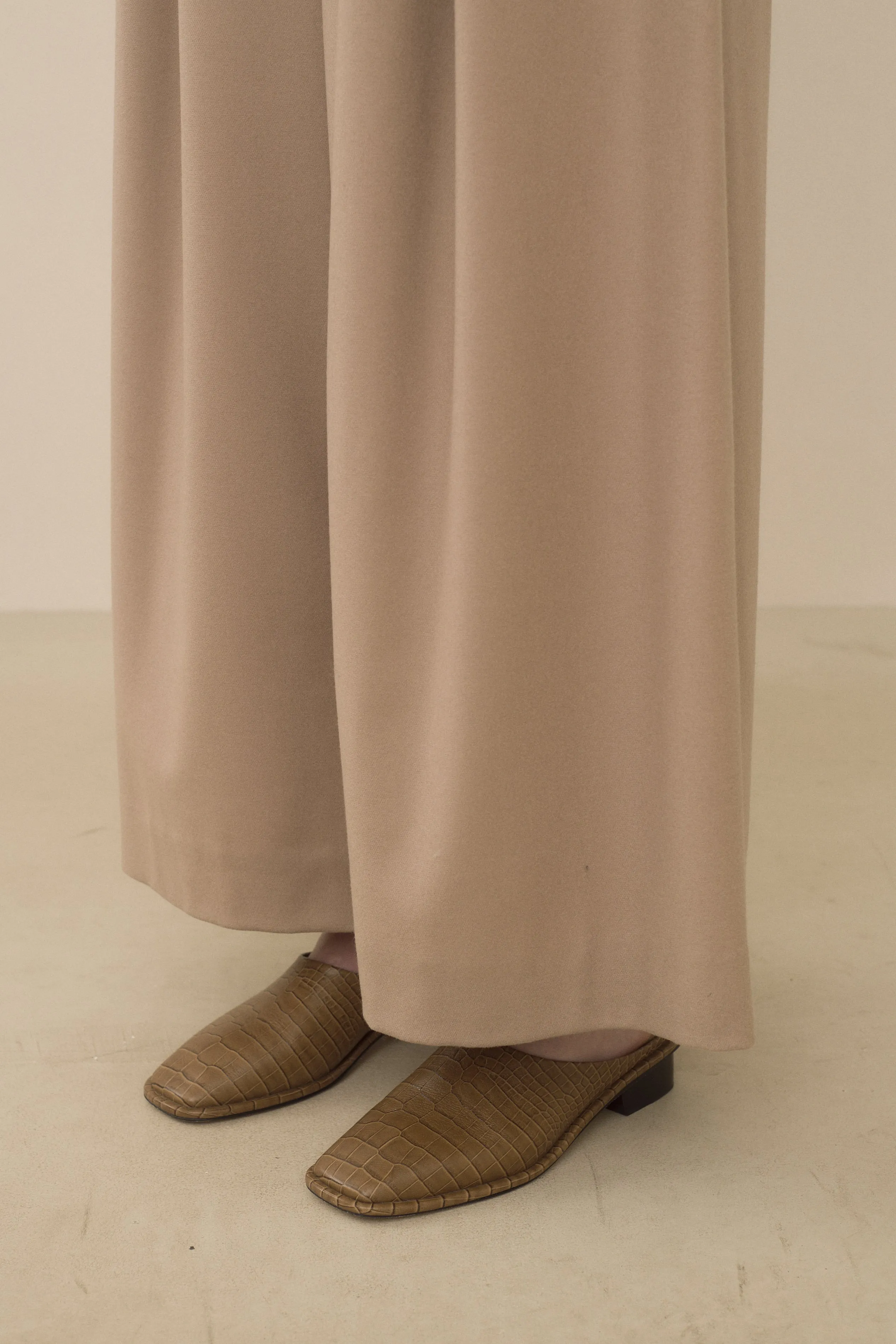 PLEAT TROUSER sold by Lauren Manoogian product image thumbnail 5