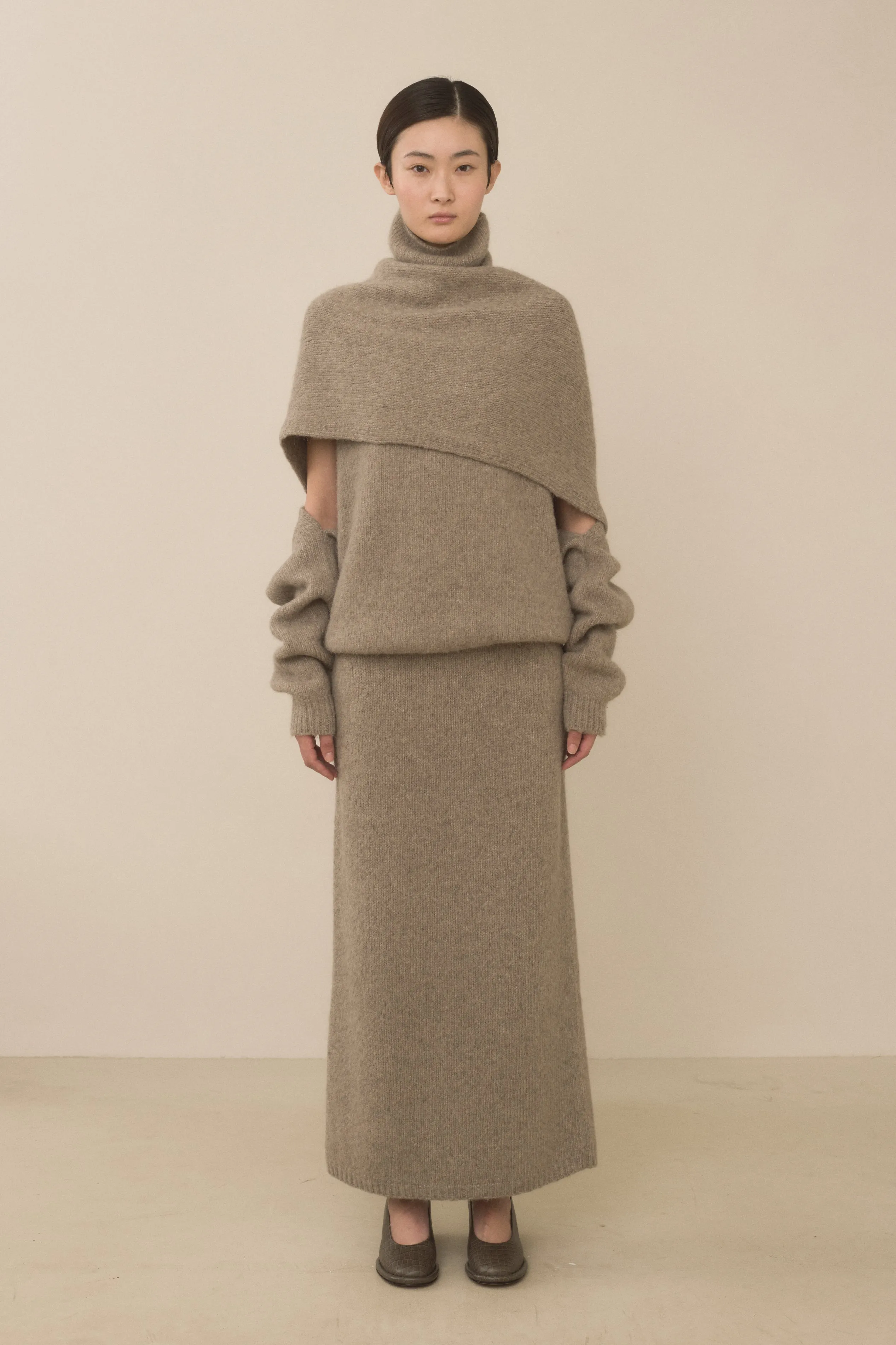 LOFT WRAP SHRUG sold by Lauren Manoogian product image thumbnail 2