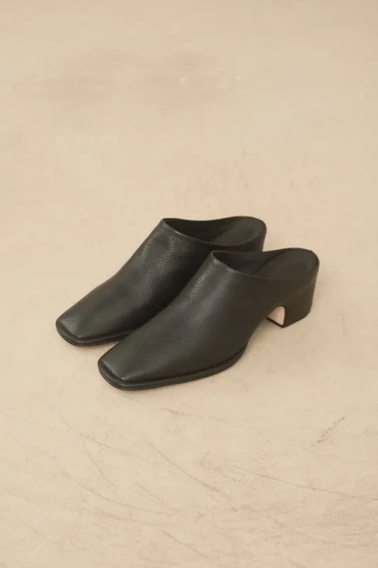 SQUARE ARCH MULE made by Lauren Manoogian