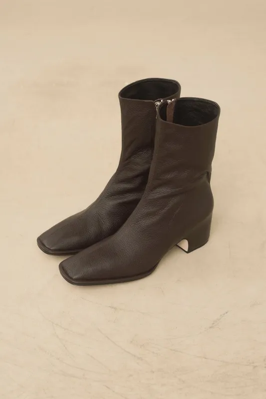 SQUARE ARCH BOOT made by Lauren Manoogian