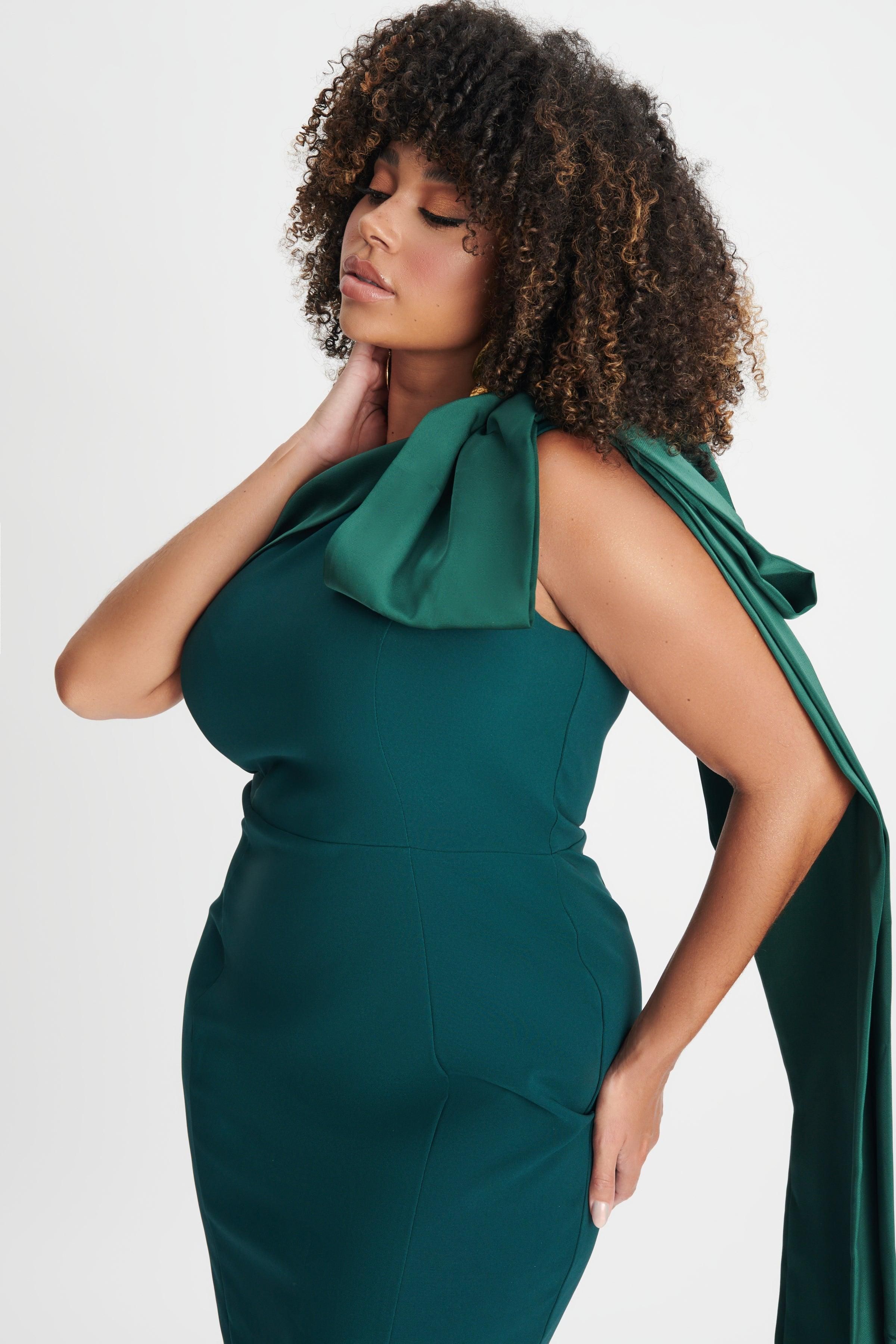 GEMMA Curve One Shoulder Bow Detail Midi Dress In Emerald Green sold by Lavish Alice product image thumbnail 4