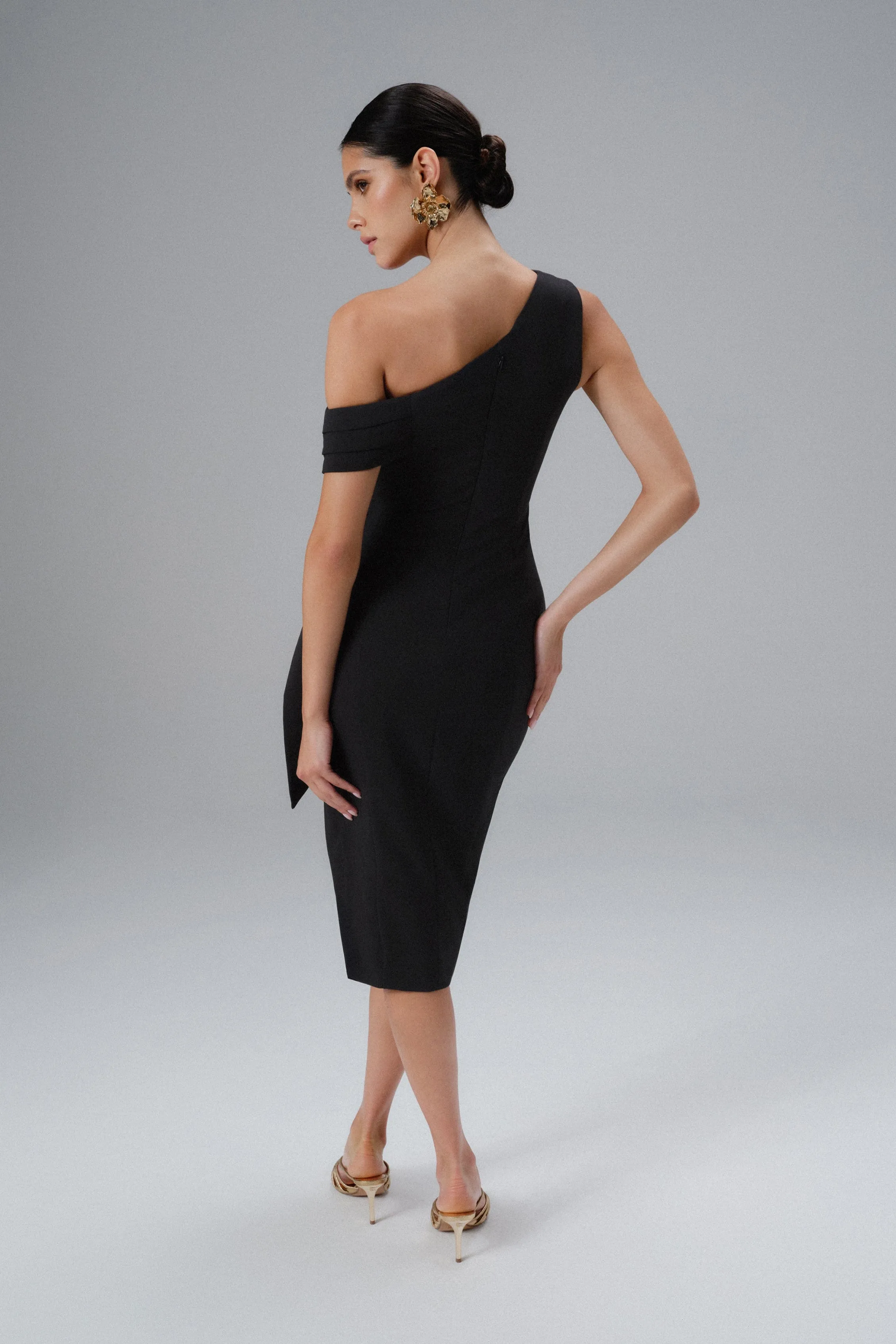HONEY One Shoulder Pleated Bow Midi Dress in Black sold by Lavish Alice product image thumbnail 4