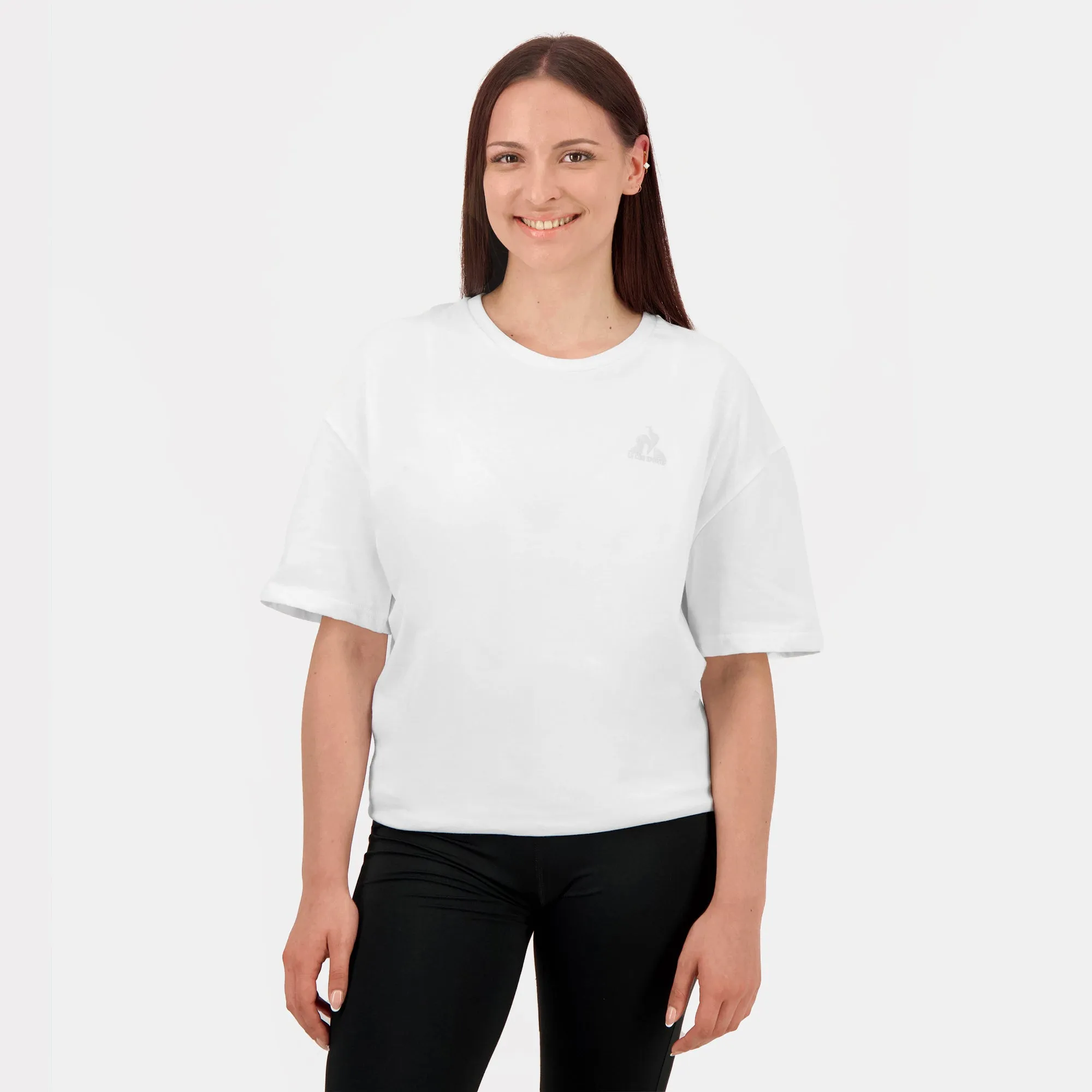 2411084-P24 QUARTIER DES JEUX Tee SS N°1 M new o | T-shirt capsule Tour Eiffel Unisexe sold by Le Coq Sportif product image thumbnail 2