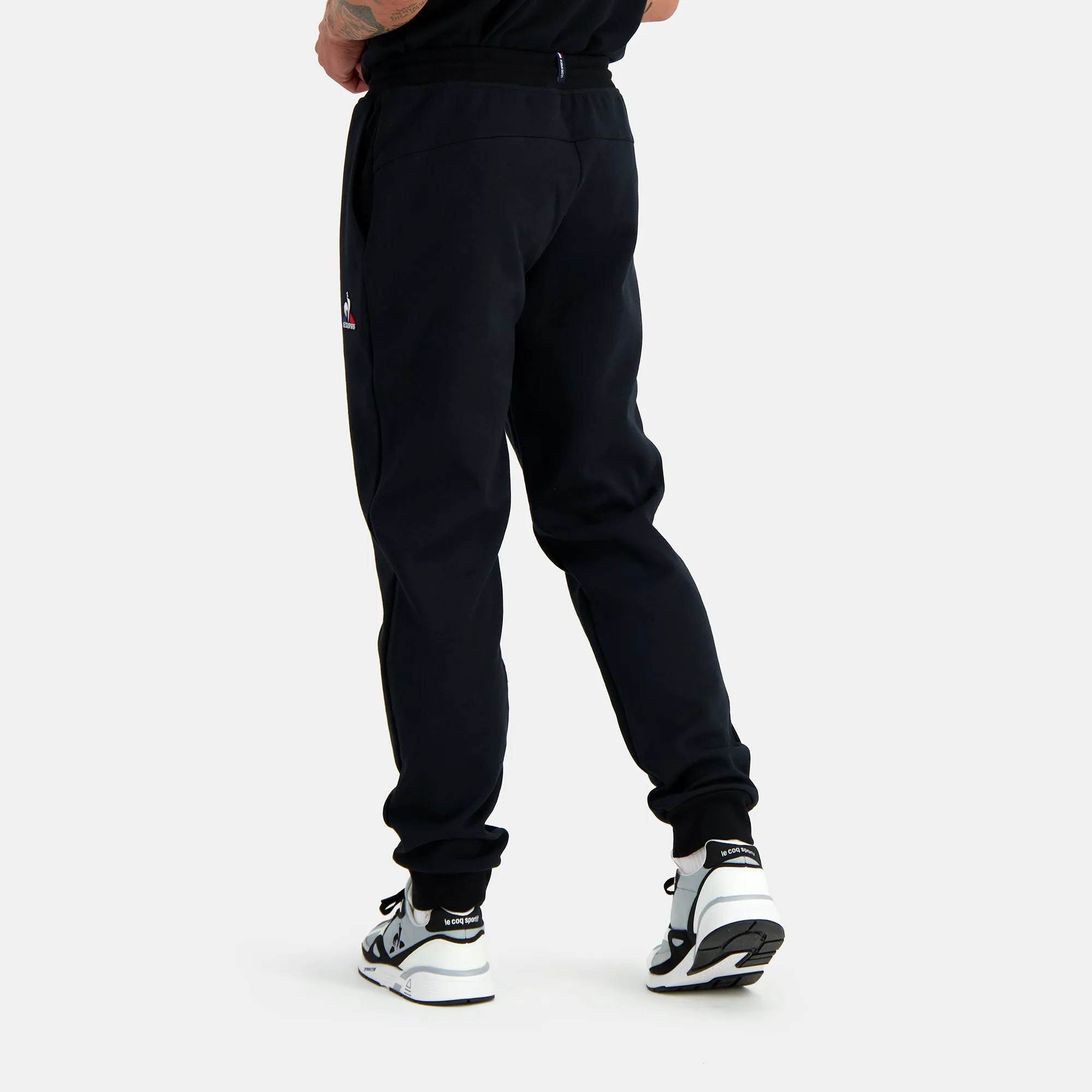 2310351-ESS Pant Loose N°1 M black | Pantalon Loose Homme sold by Le Coq Sportif product image thumbnail 4