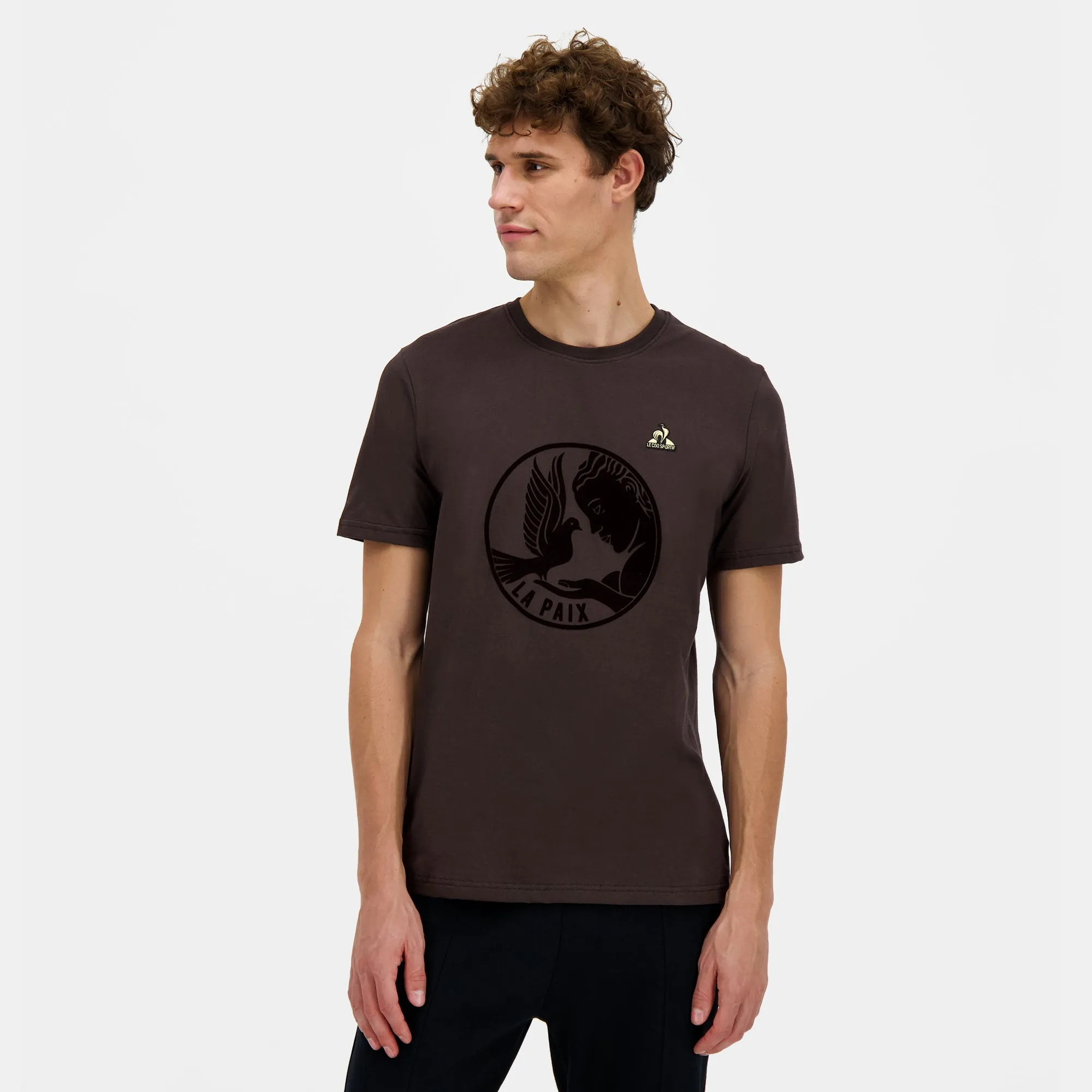 2424143-LA PAIX Tee SS N°1 M molé | T-shirt Homme sold by Le Coq Sportif