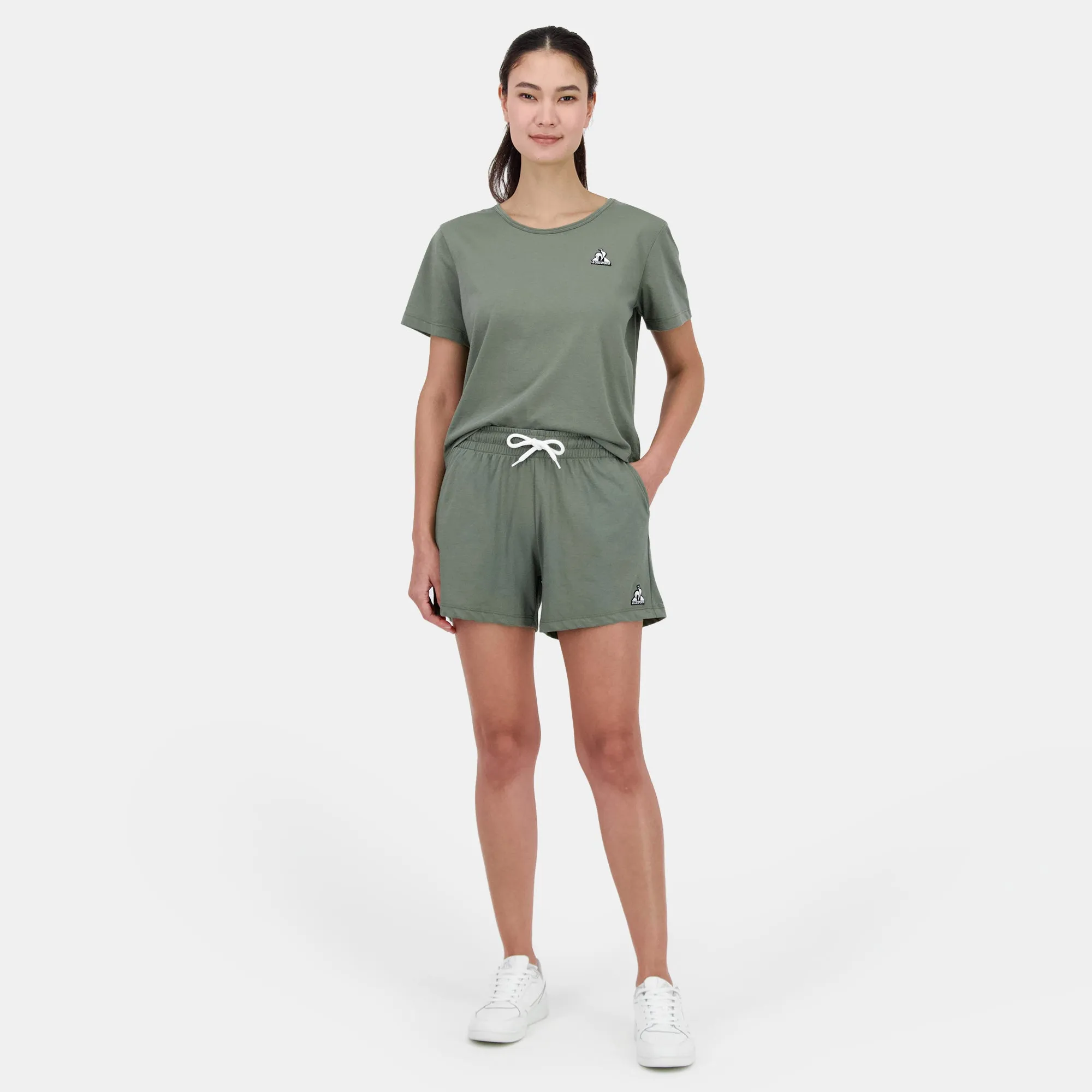 2520369-CONTEMPORAIN SP TEE SS N°1 W tea leaf | T-shirt Femme sold by Le Coq Sportif product image thumbnail 4