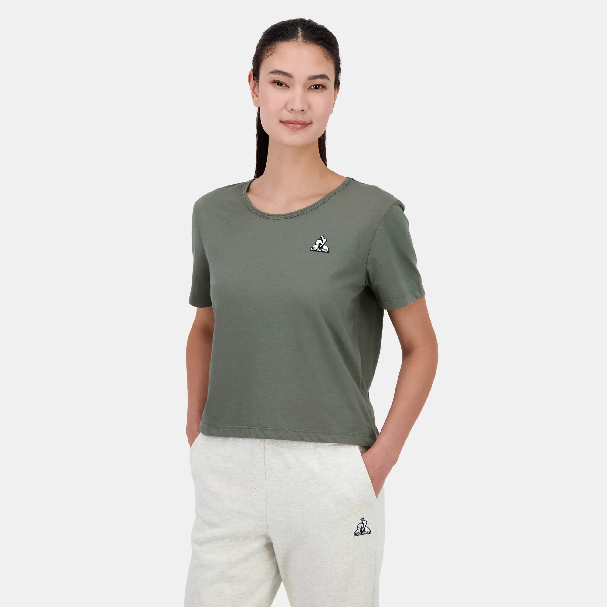 2520369-CONTEMPORAIN SP TEE SS N°1 W tea leaf | T-shirt Femme sold by Le Coq Sportif