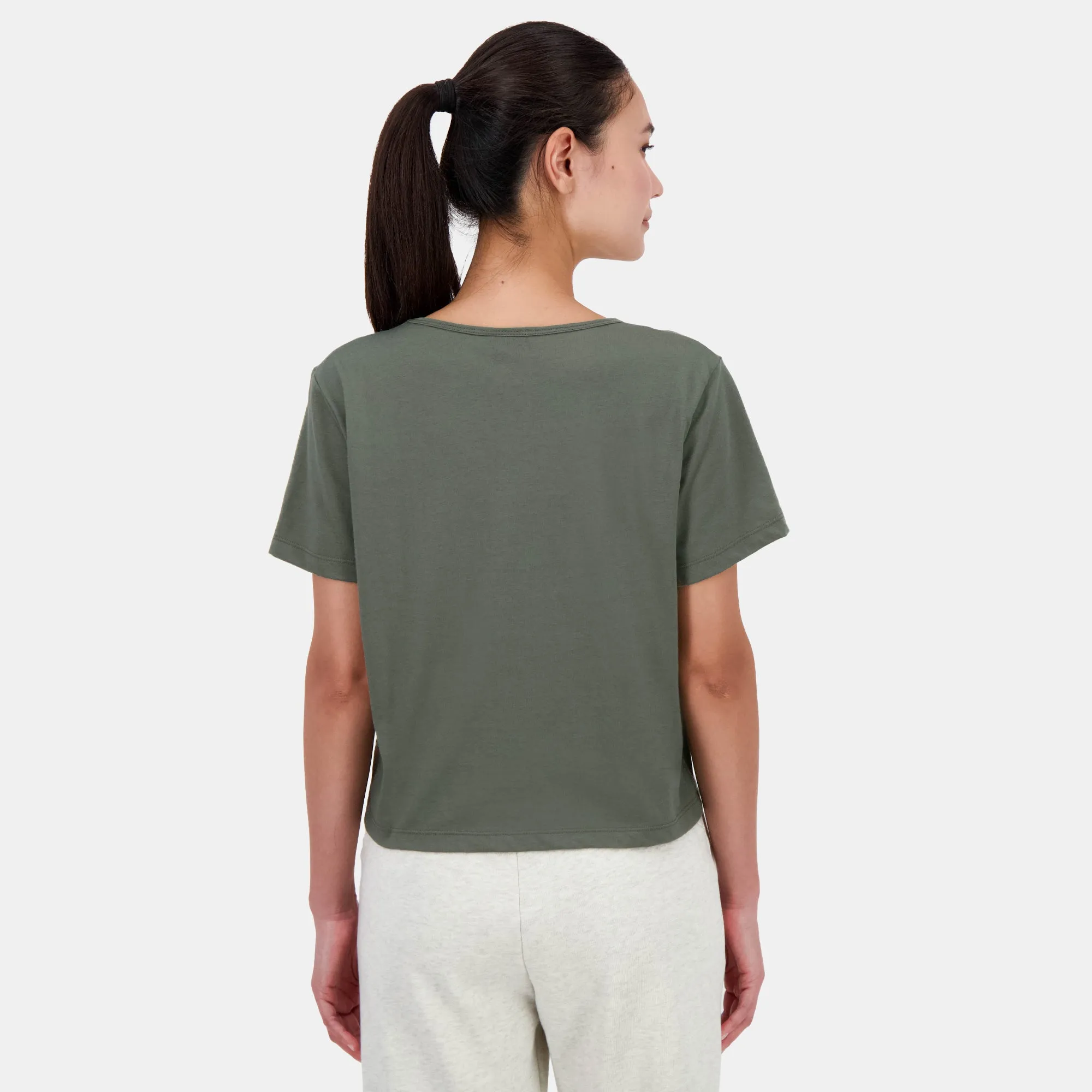 2520369-CONTEMPORAIN SP TEE SS N°1 W tea leaf | T-shirt Femme sold by Le Coq Sportif product image thumbnail 2