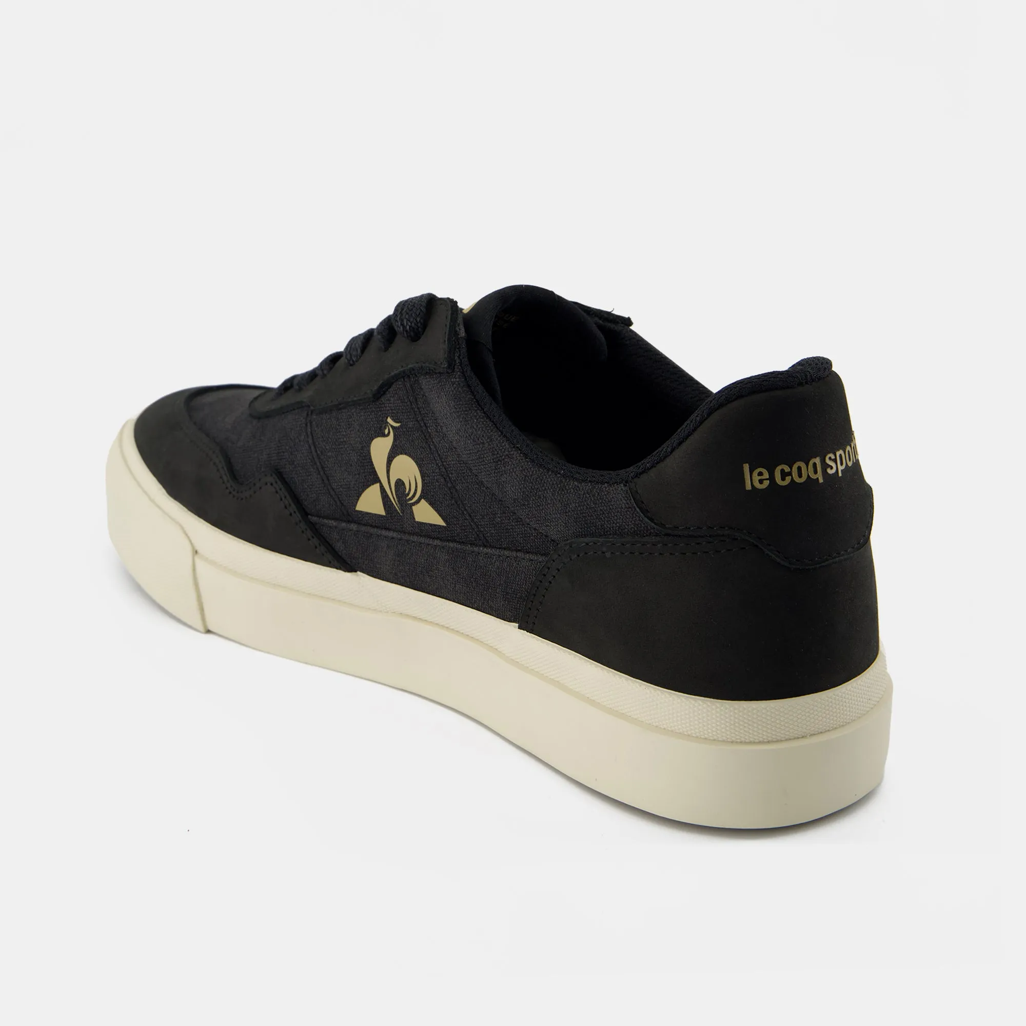2520541-LCS OLLIE WAXY CANVAS black/gold | Chaussures LCS OLLIE WAXY CANVAS Homme sold by Le Coq Sportif product image thumbnail 3