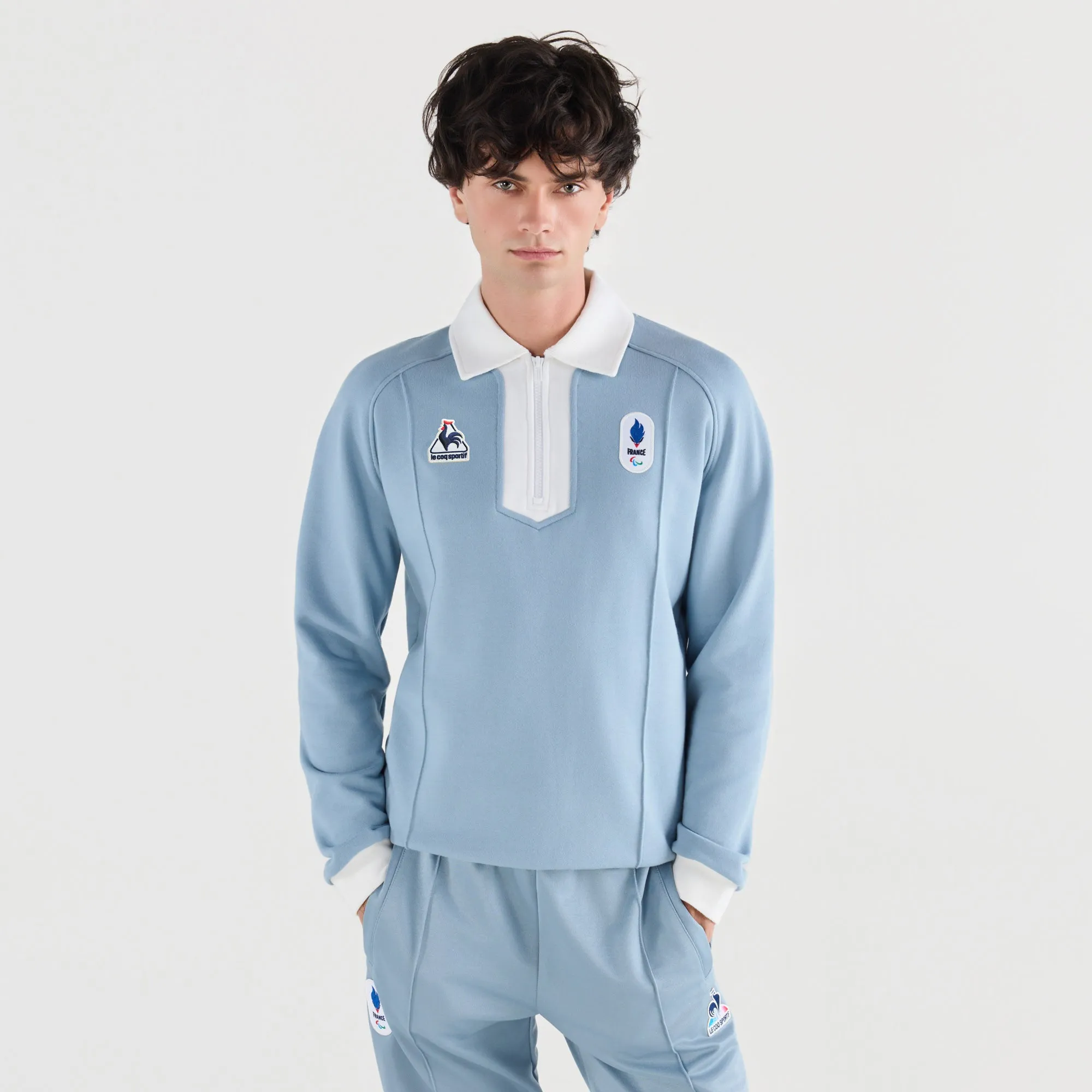 2610215-EFRP 26 Sweat N°1 M ashley blue/marshmal | Sweat rétro paralympique col zippé Homme sold by Le Coq Sportif