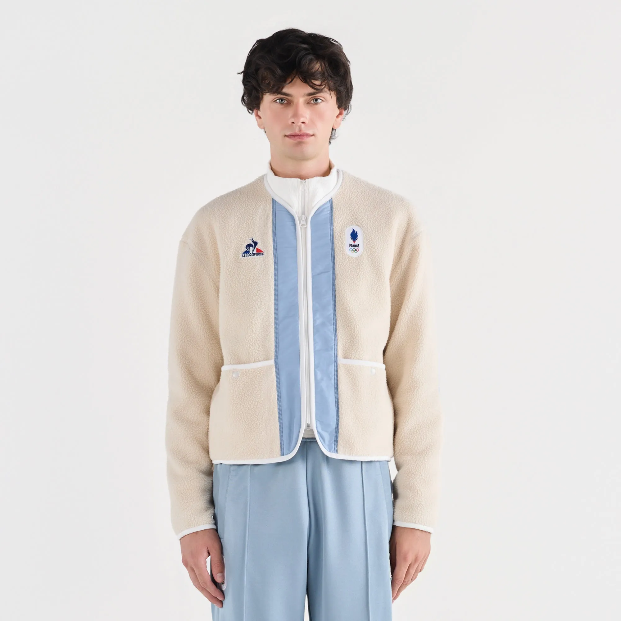 2610166-EFRO 26 Veste Zippée Sherpa N°1 M beige | Veste zippée sherpa en polaire coupe loose Unisexe sold by Le Coq Sportif