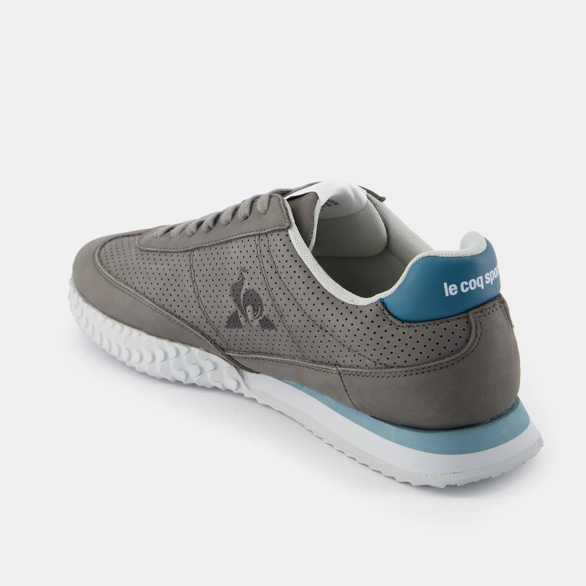 2610485-VELOCE NUBUCK frost gray | Chaussures VELOCE NUBUCK Homme sold by Le Coq Sportif product image thumbnail 3