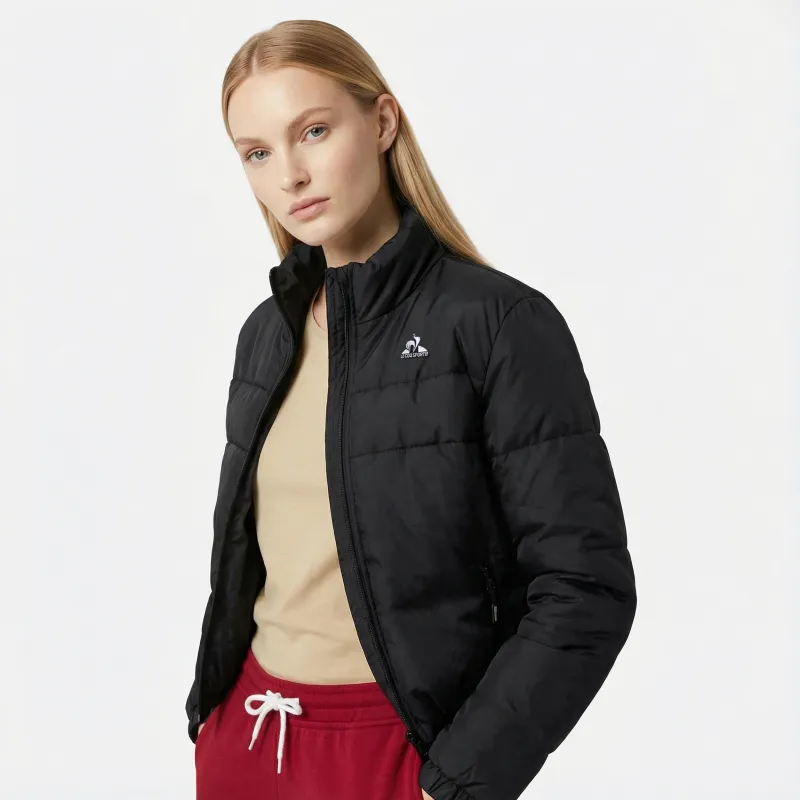 Doudoune courte Essentiel chaude et déperlante avec badge logo brodé sold by Le Coq Sportif