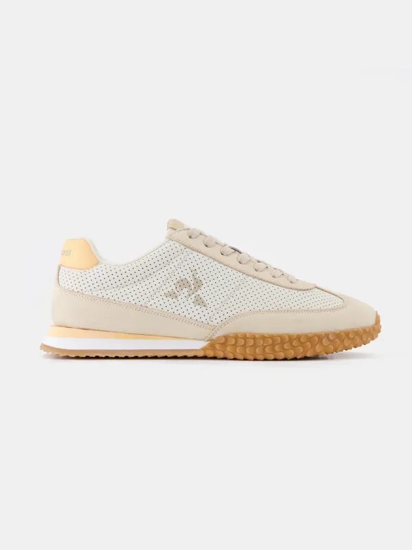 Sneakers rétro-running en nubuck et détails suede Veloce made by Le Coq Sportif