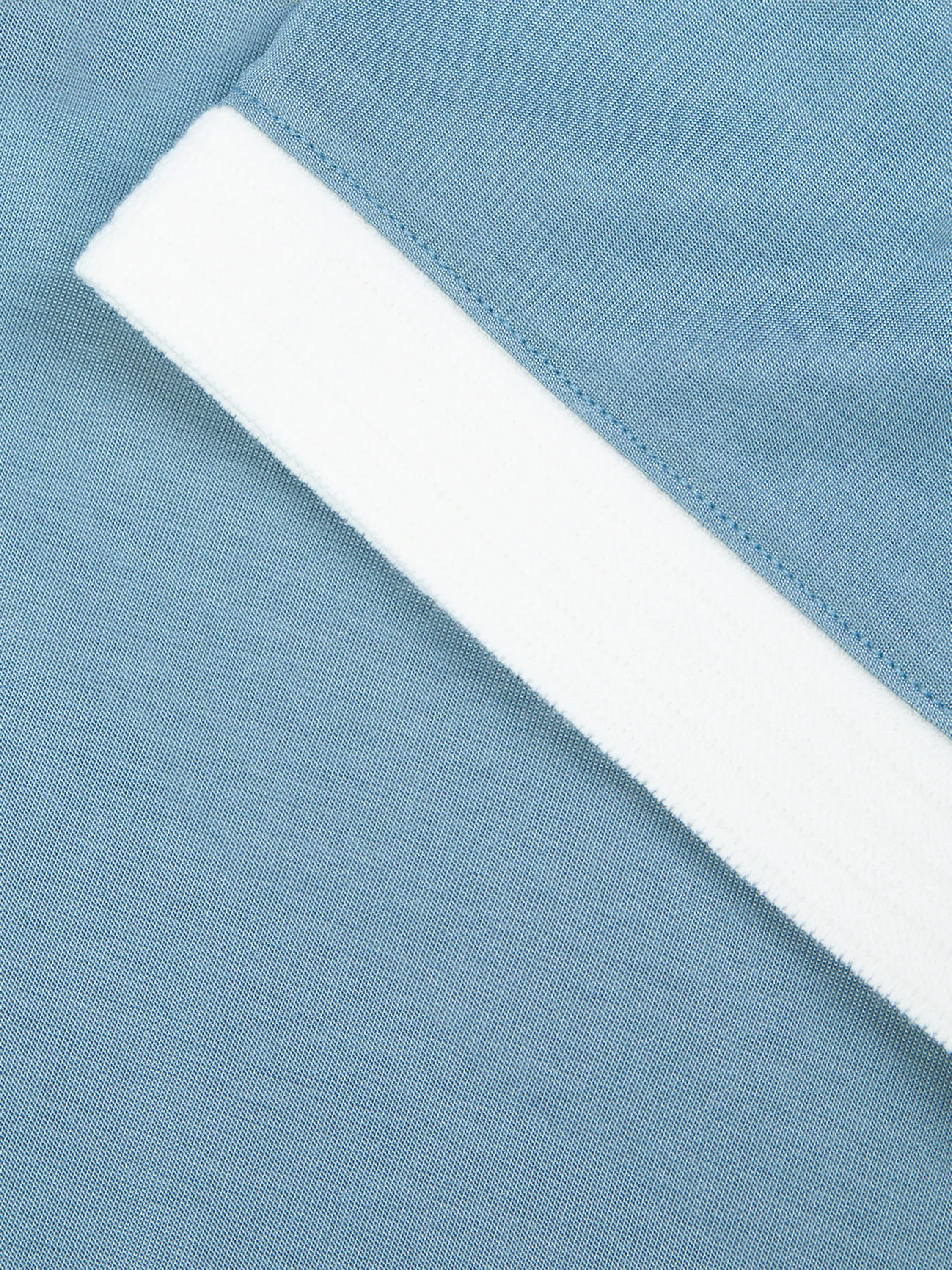 Polo Équipe de France Olympique 2026 en jersey technique sold by Le Coq Sportif product image thumbnail 4