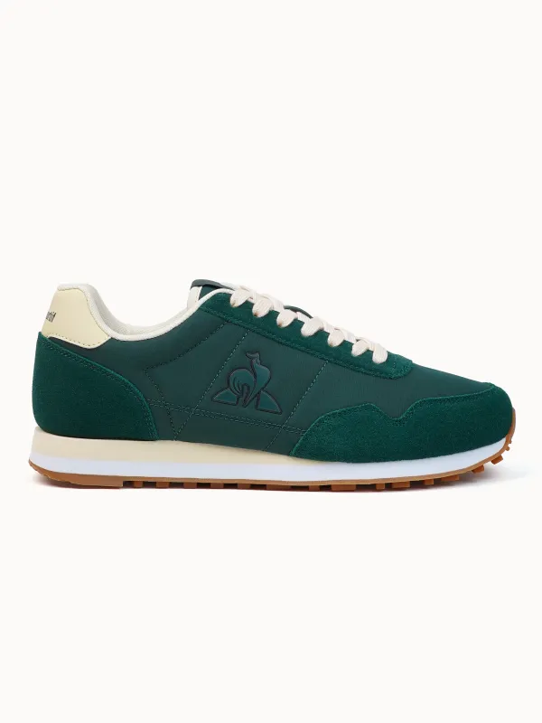 Sneakers retro-running en textile et suede Astra made by Le Coq Sportif