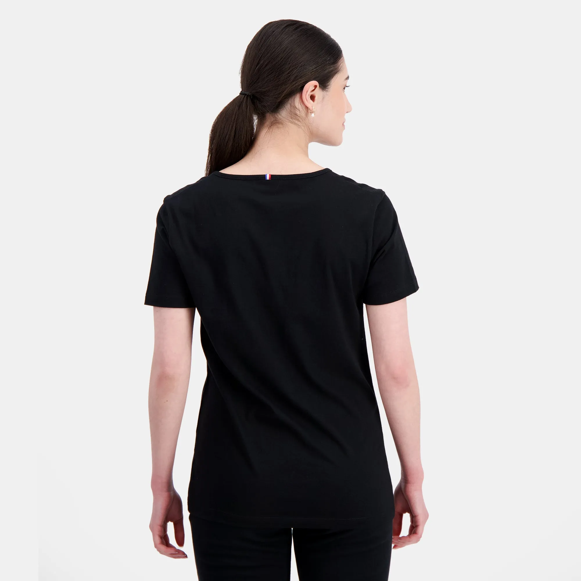 2220568-ESS Tee SS Col V N°1 W black | T-shirt Femme sold by Le Coq Sportif product image thumbnail 4