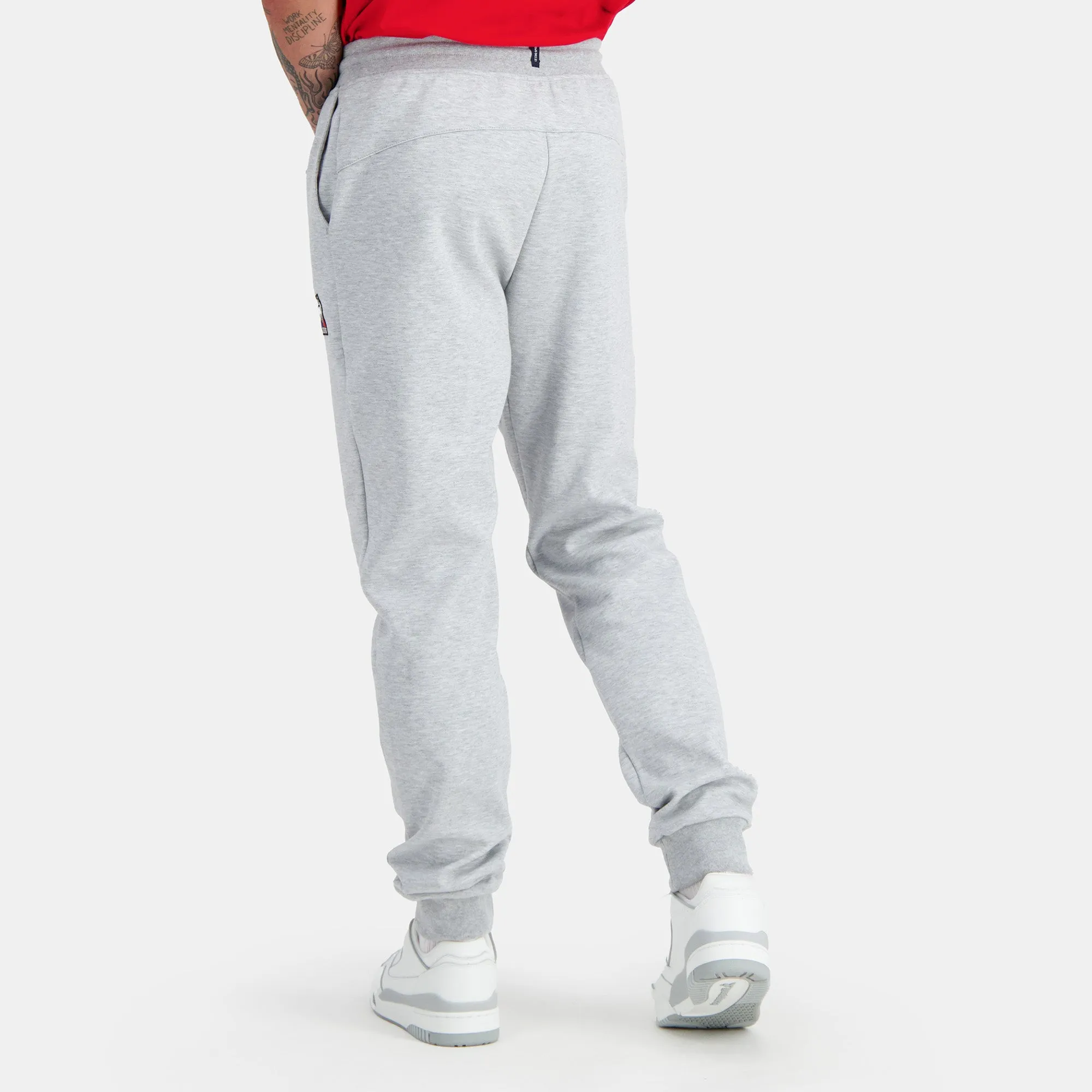 2310570-ESS Pant Regular N°4 M gris chiné clair | Pantalon Regular gris chiné clair Homme sold by Le Coq Sportif product image thumbnail 4