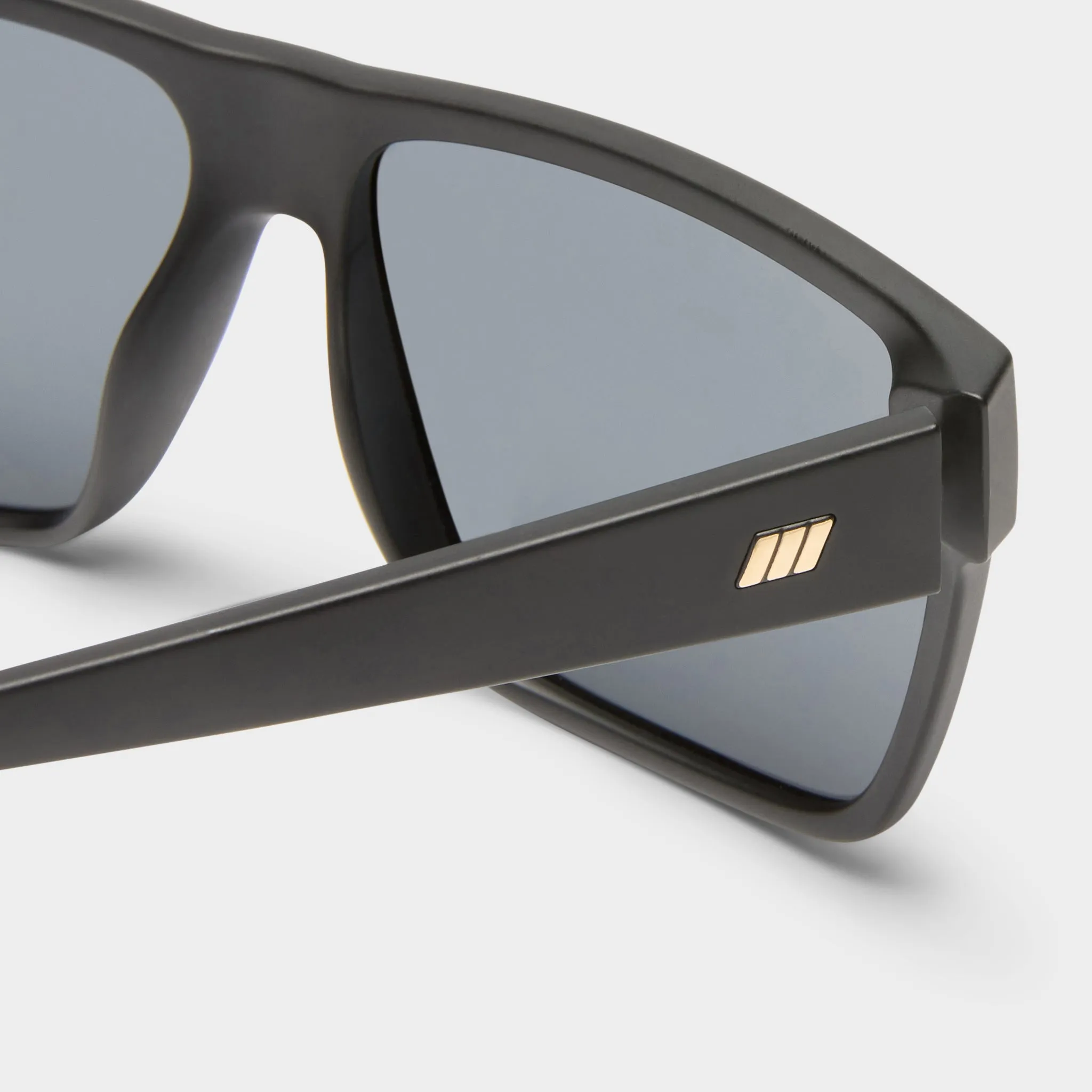 DARK MAGIC | BLACK POLARIZED sold by Le Specs product image thumbnail 4
