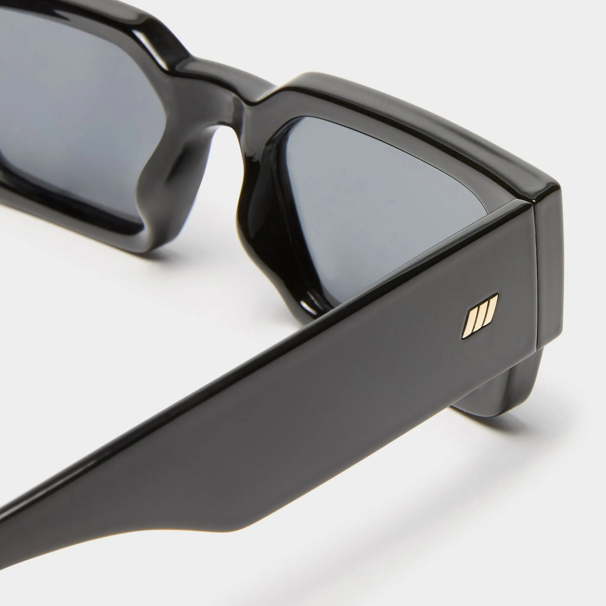 CONTEMPLATION | BLACK POLARIZED sold by Le Specs product image thumbnail 4