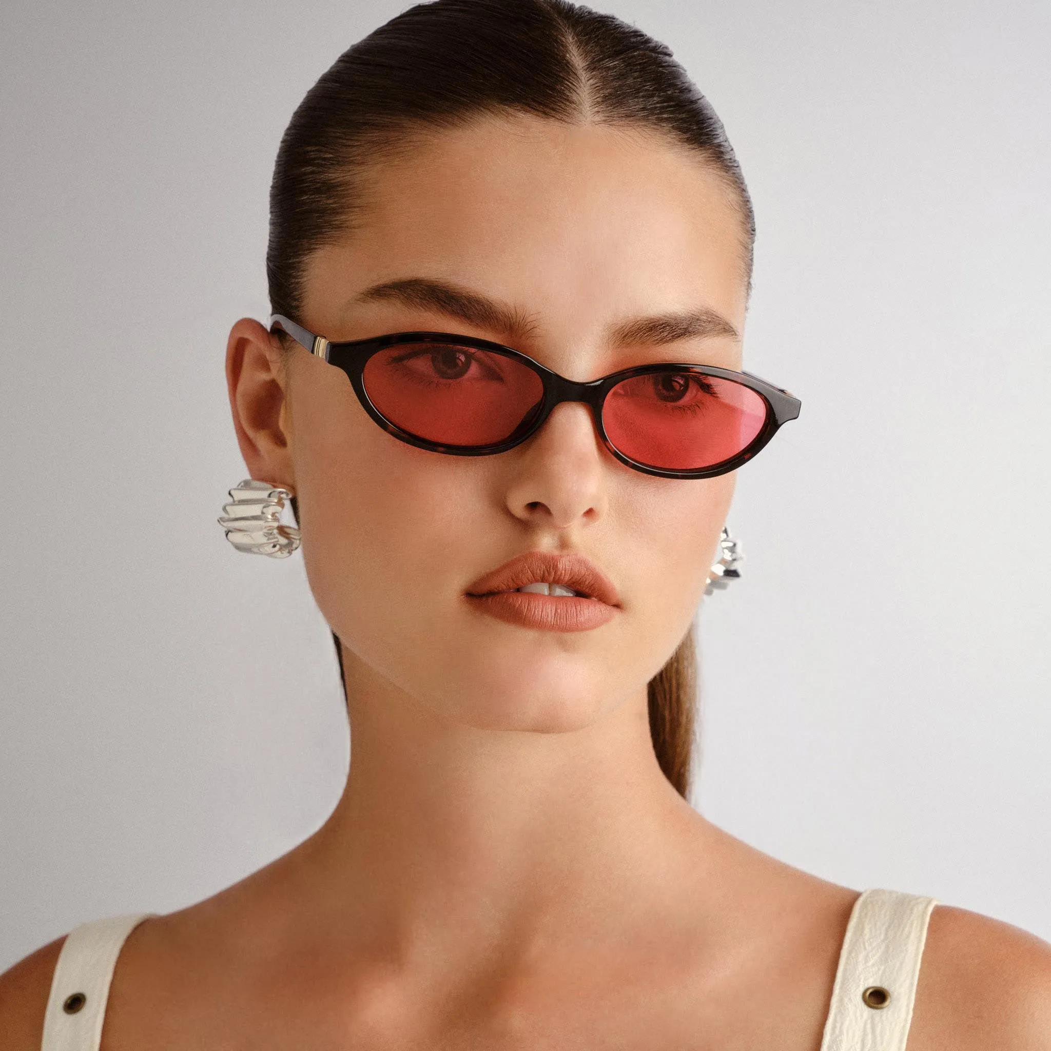 DUSKFALL | TORT CRIMSON TINT sold by Le Specs product image thumbnail 2