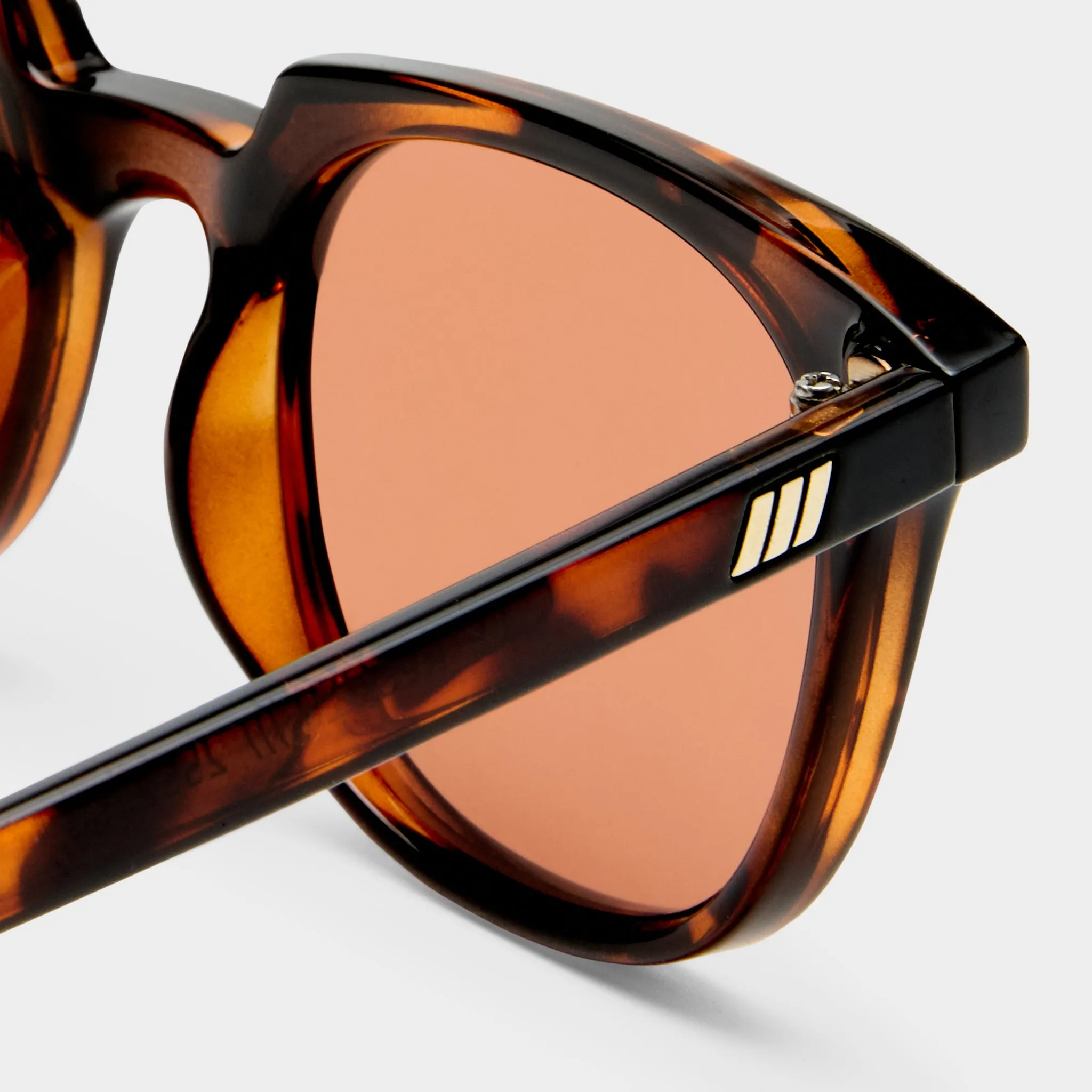 LE RESOLU | DARK TORT sold by Le Specs product image thumbnail 4