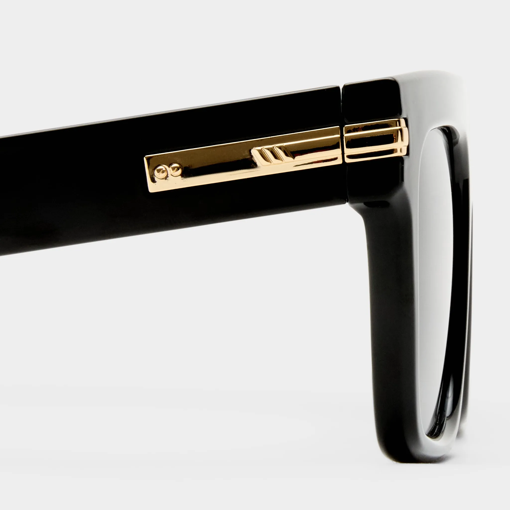 OFFSIDE + | BLACK POLARIZED sold by Le Specs product image thumbnail 4