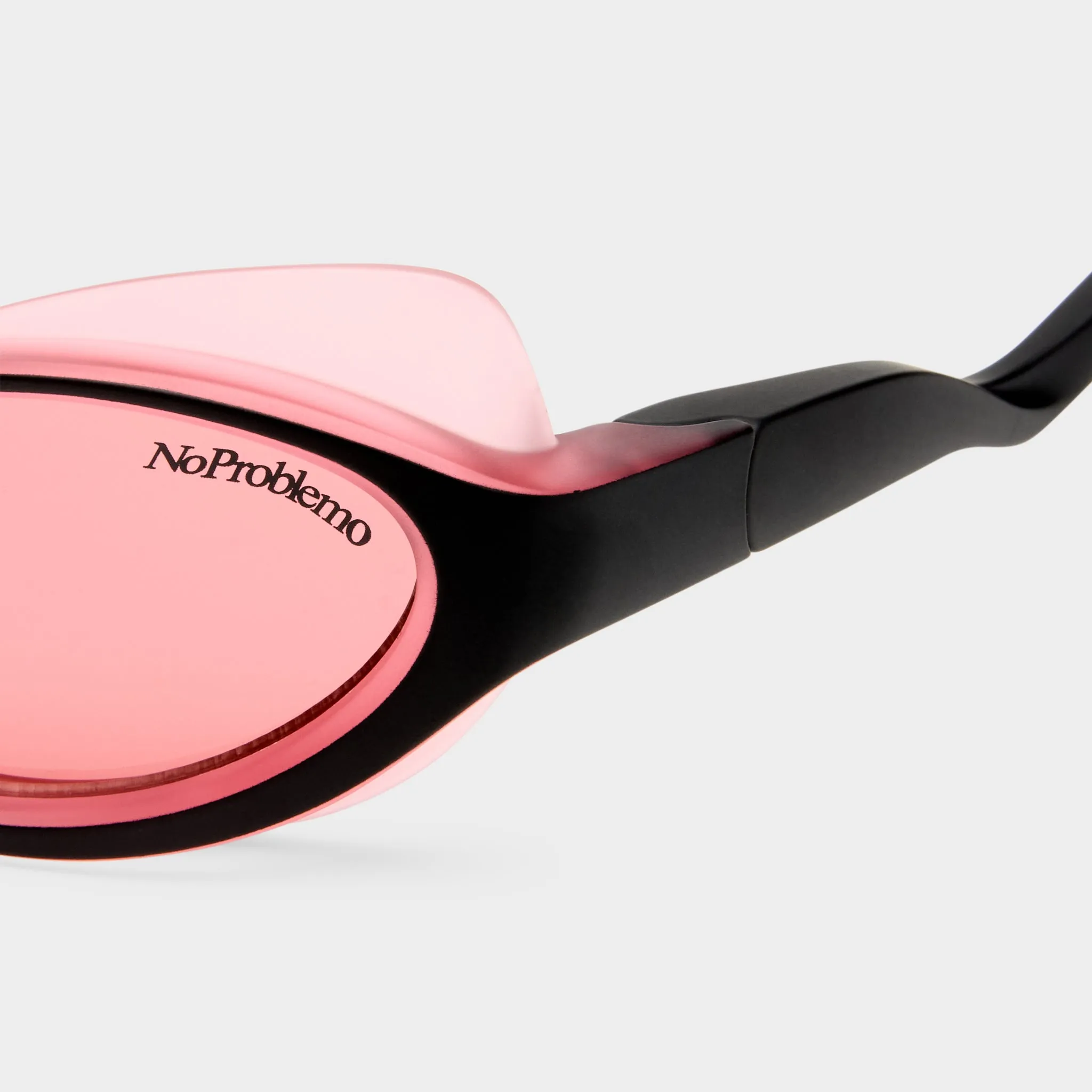 LYRA | BLACK CRIMSON MONO sold by Le Specs product image thumbnail 4