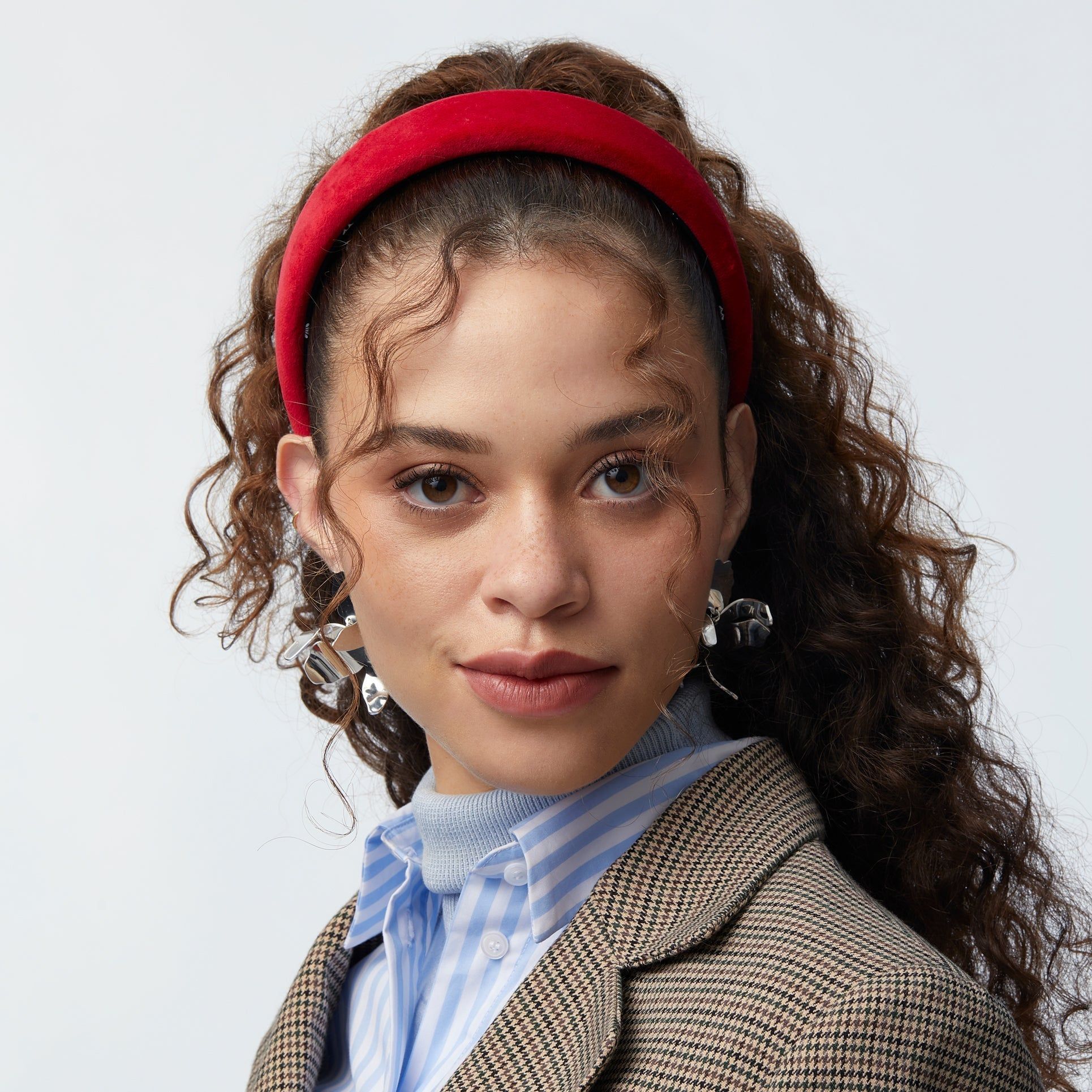 CRIMSON VELVET ALICE HEADBAND sold by Lele Sadoughi product image thumbnail 2