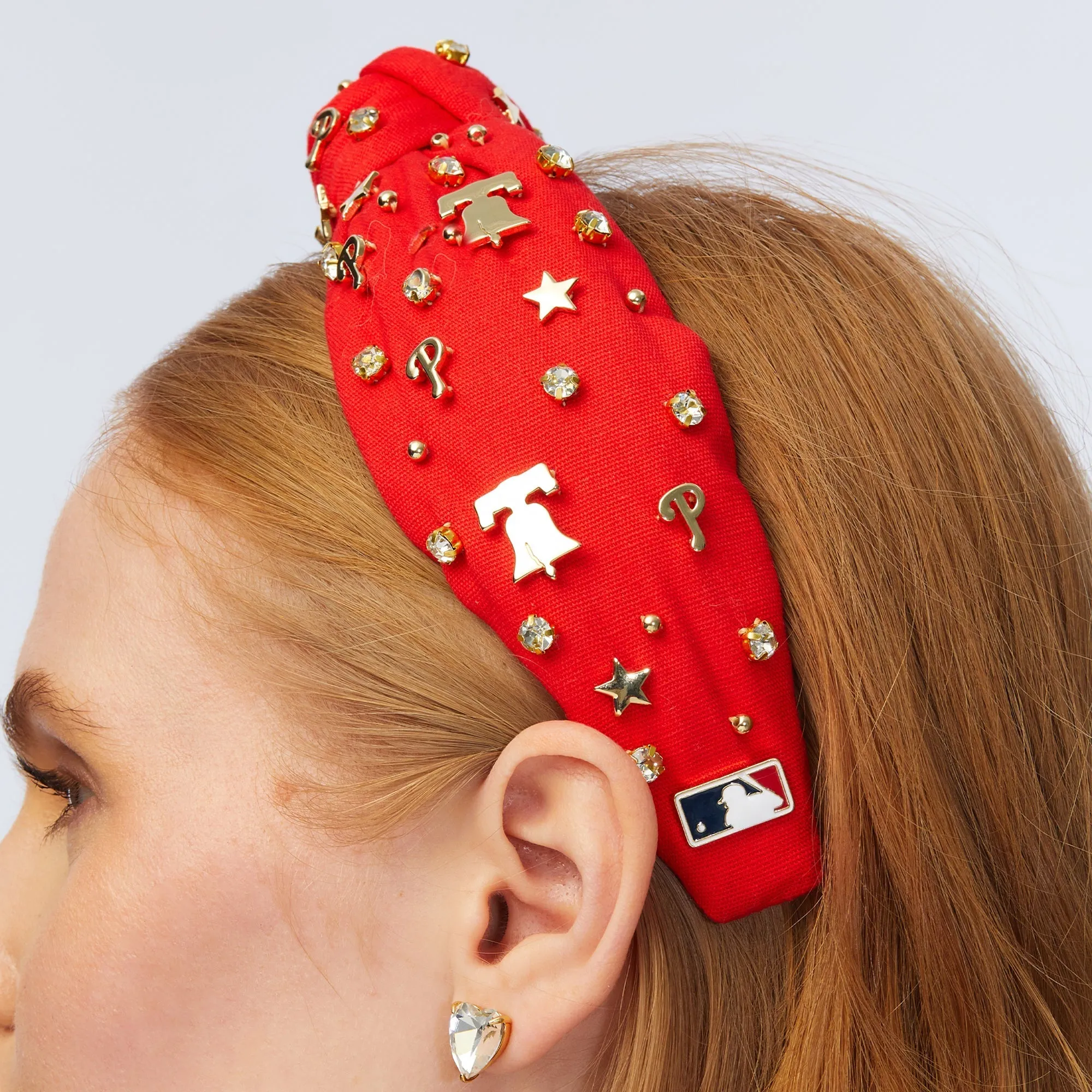 PHILADELPHIA PHILLIES LELE SADOUGHI / MLB RED EMBELLISHED KNOTTED HEADBAND sold by Lele Sadoughi product image thumbnail 4