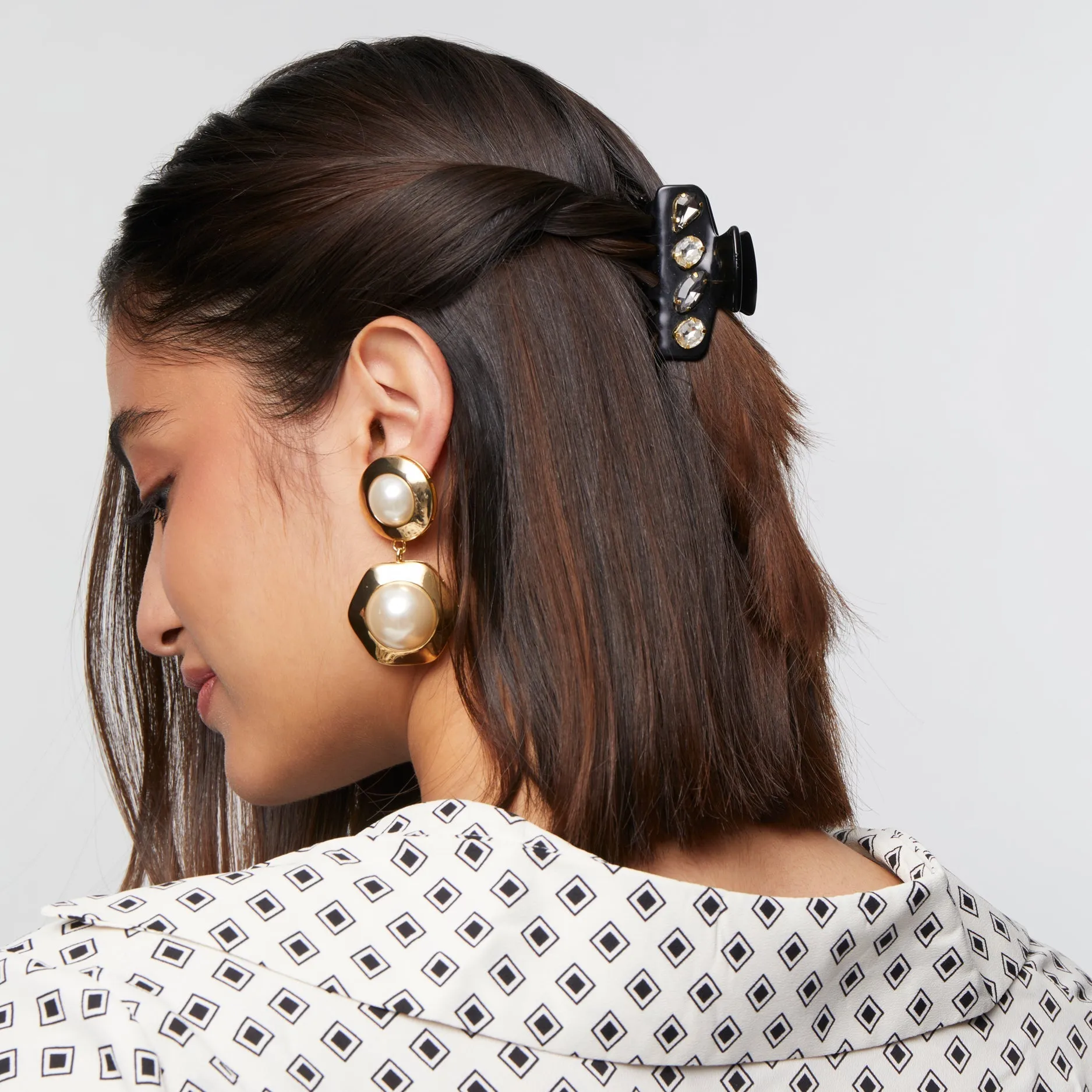 JET MINI CRYSTAL CLAW CLIP sold by Lele Sadoughi product image thumbnail 2