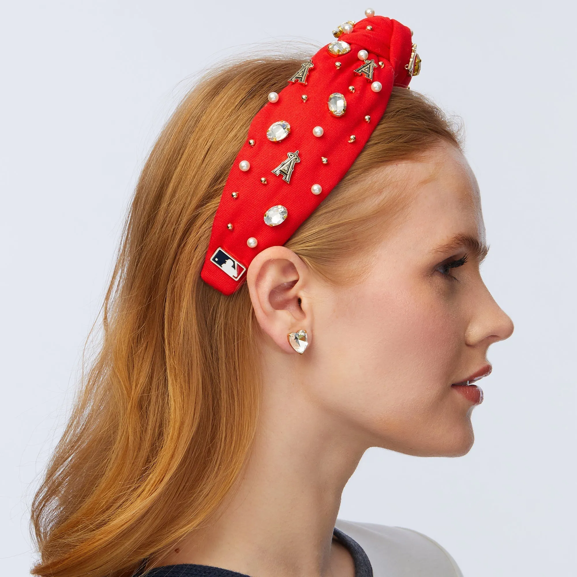 LOS ANGELES ANGELS LELE SADOUGHI / MLB RED EMBELLISHED KNOTTED HEADBAND sold by Lele Sadoughi product image thumbnail 4