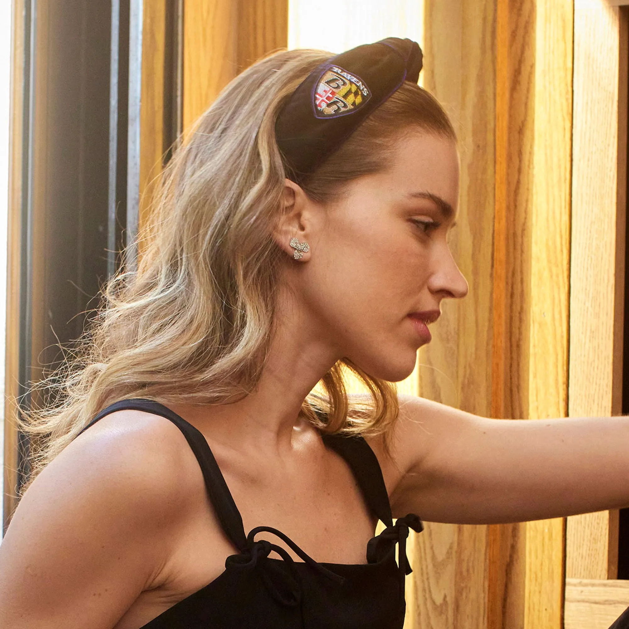 BALTIMORE RAVENS LELE SADOUGHI X NFL JET EMBROIDERED KNOTTED HEADBAND sold by Lele Sadoughi product image thumbnail 2