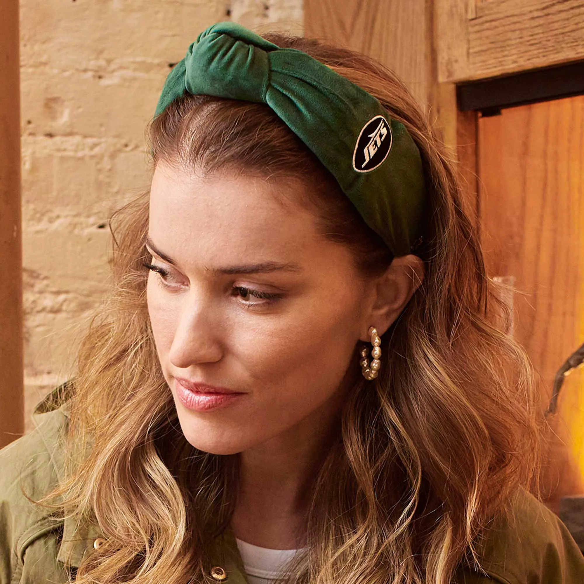 NEW YORK JETS LELE SADOUGHI X NFL GOTHAM GREEN EMBROIDERED KNOTTED HEADBAND sold by Lele Sadoughi product image thumbnail 2