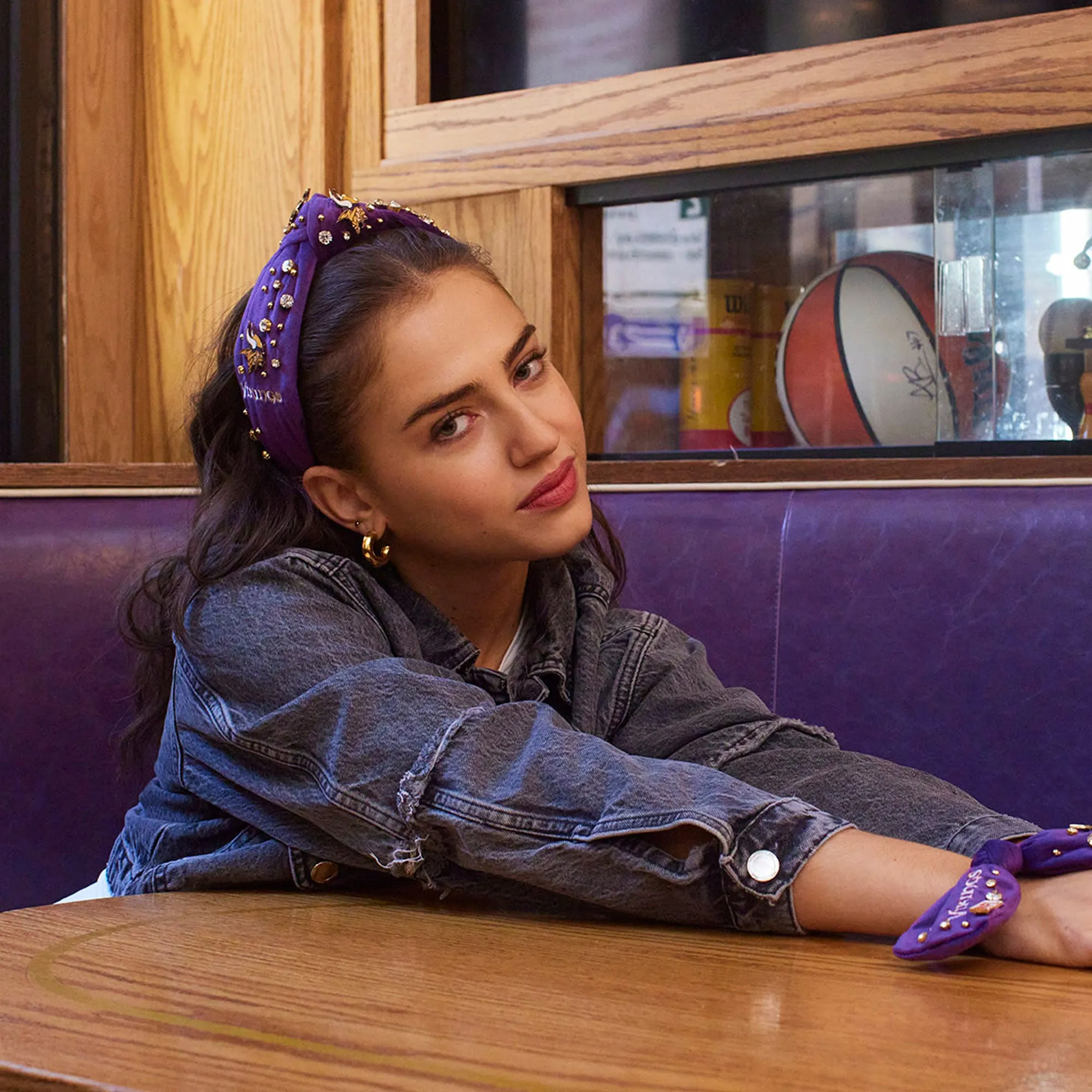 MINNESOTA VIKINGS LELE SADOUGHI X NFL PURPLE EMBELLISHED KNOTTED HEADBAND sold by Lele Sadoughi product image thumbnail 2