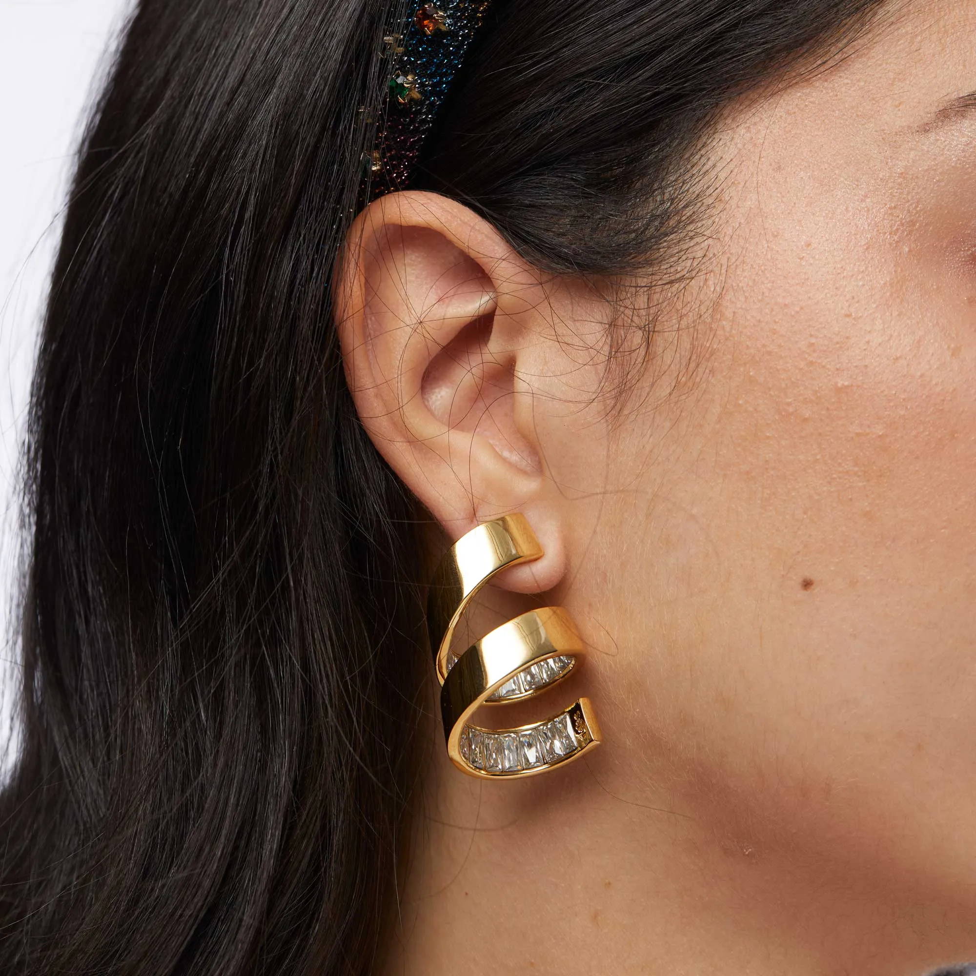 GOLD PIROUETTE SPIRAL EARRINGS sold by Lele Sadoughi product image thumbnail 3