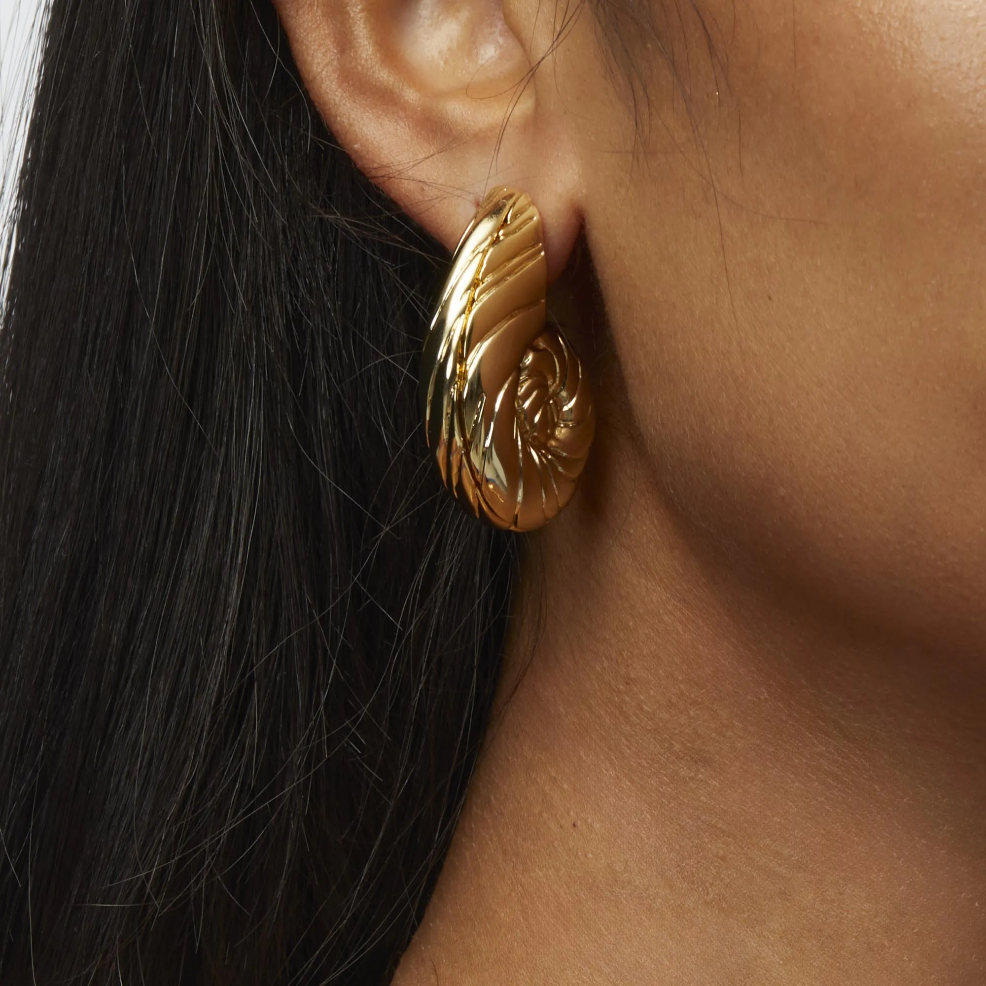GOLD NAUTILUS EARRINGS sold by Lele Sadoughi product image thumbnail 2