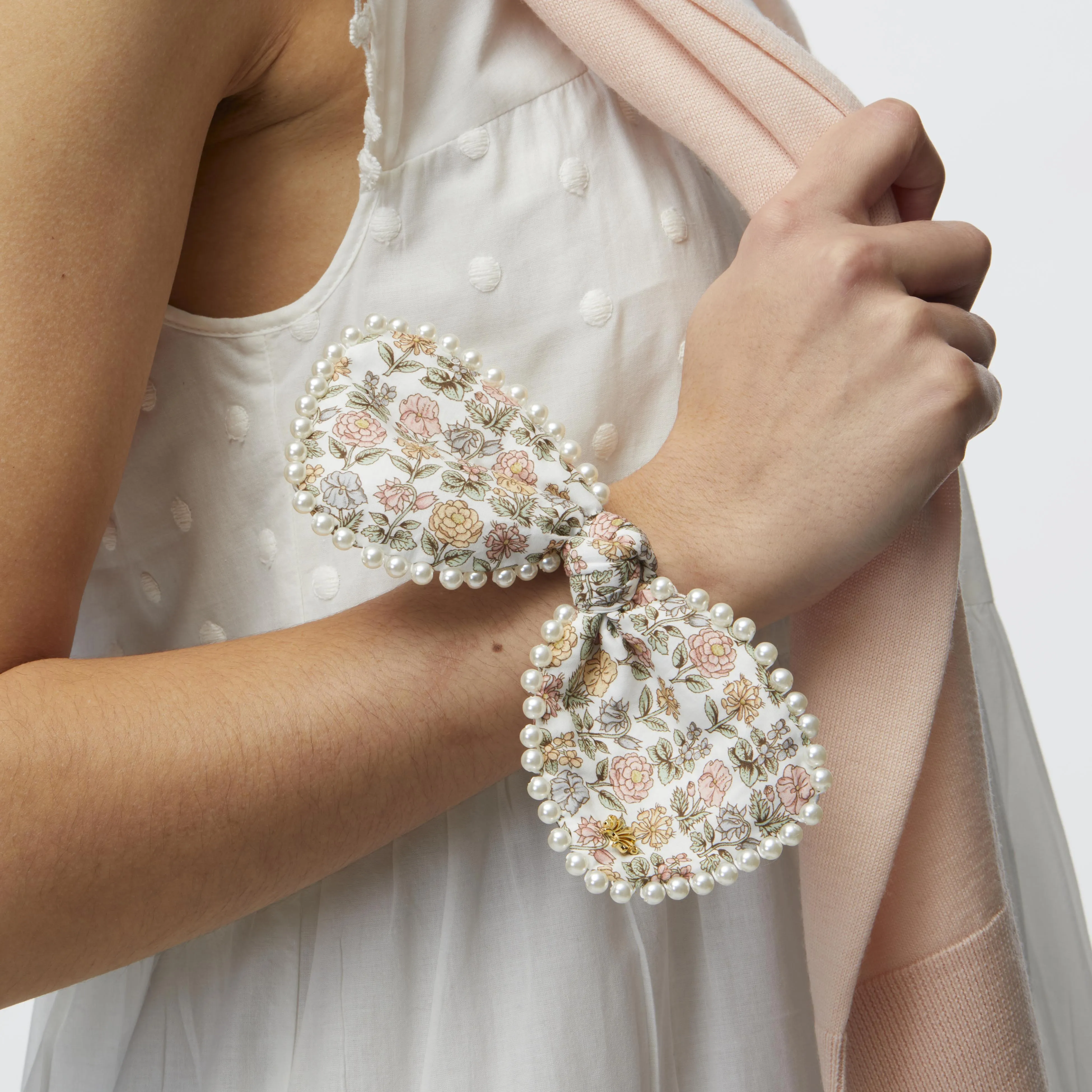 DAVALIA FLOWERS PENNY LIBERTY PEARL TRIM BOW SCRUNCHIE sold by Lele Sadoughi product image thumbnail 4