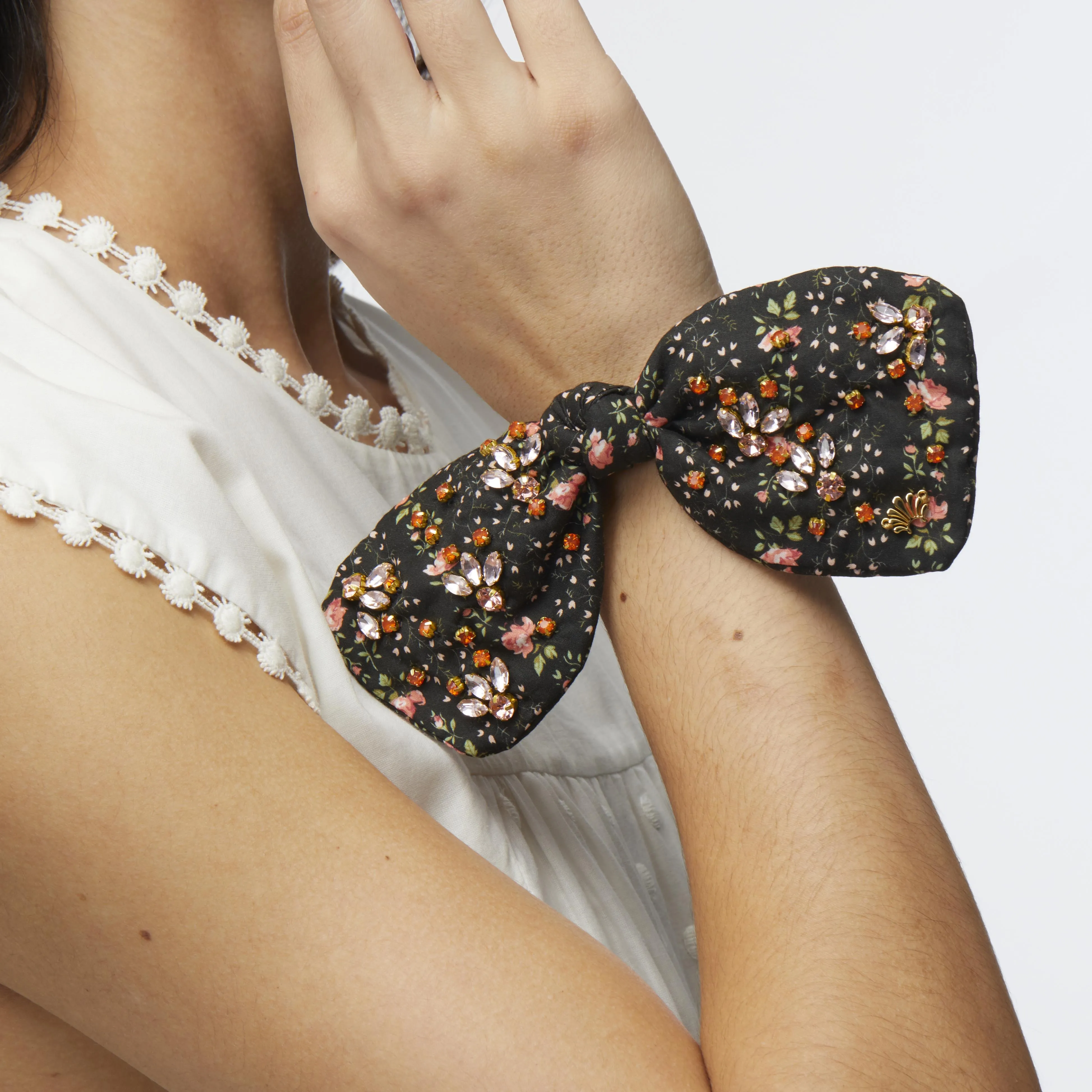 EVIE STRIPE PENNY LIBERTY FLORAL EMBELLISHED BOW SCRUNCHIE sold by Lele Sadoughi product image thumbnail 2