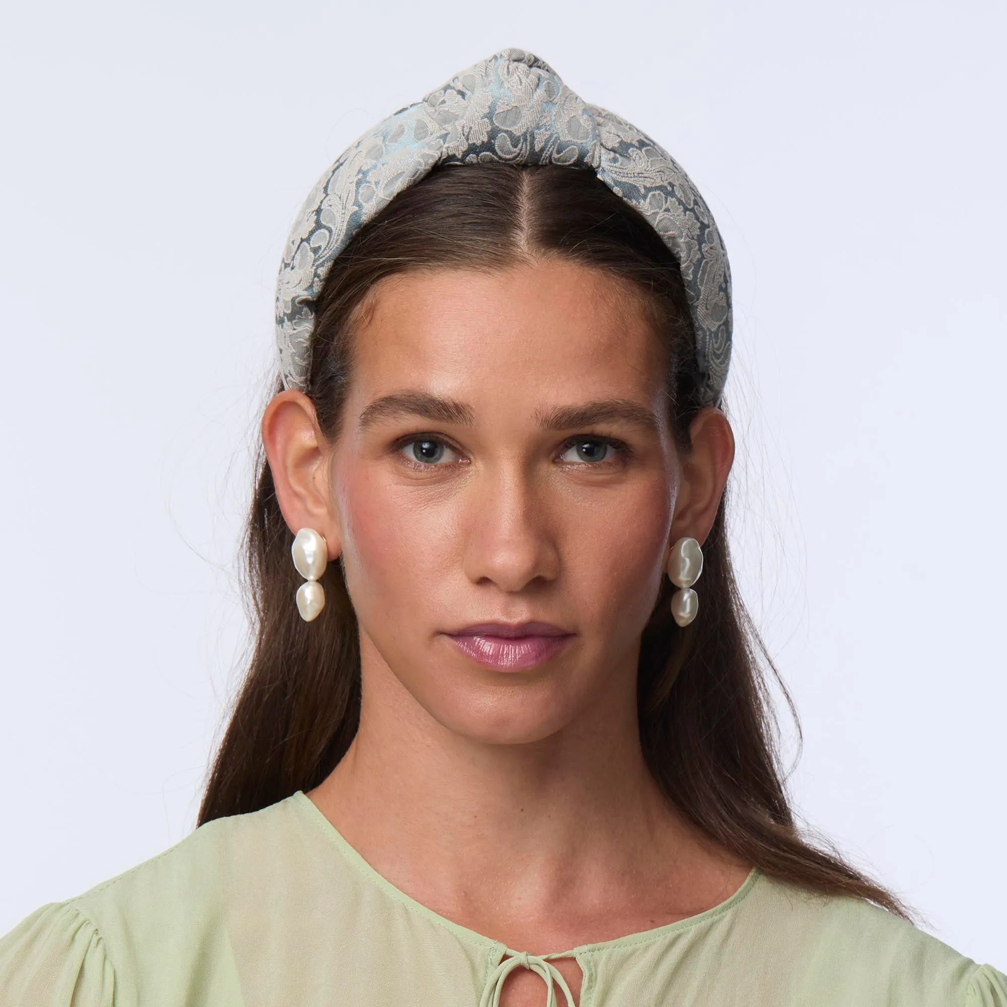 CORNFLOWER BLUE KNOTTED DAMASK BROCADE HEADBAND sold by Lele Sadoughi product image thumbnail 4