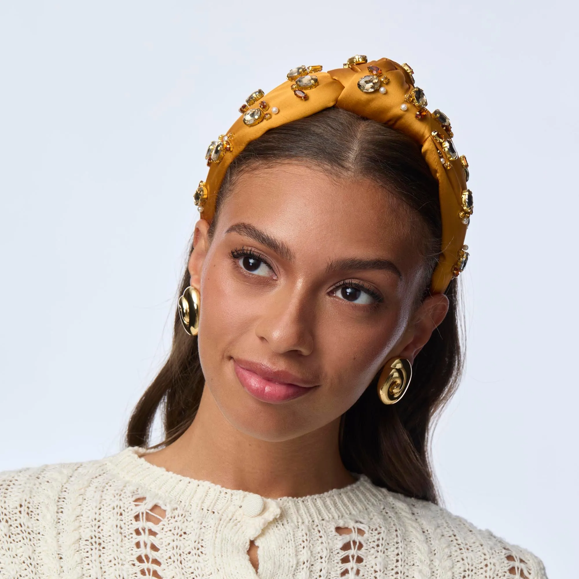 MAPLE KNOTTED CRYSTAL CLUSTER EMBELLISHED HEADBAND sold by Lele Sadoughi product image thumbnail 2