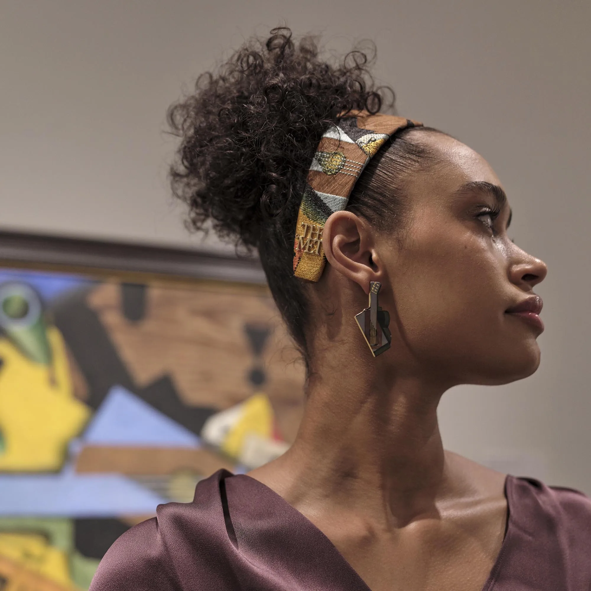 THE MET X LELE GRIS STILL LIFE WITH A GUITAR EARRINGS sold by Lele Sadoughi product image thumbnail 2