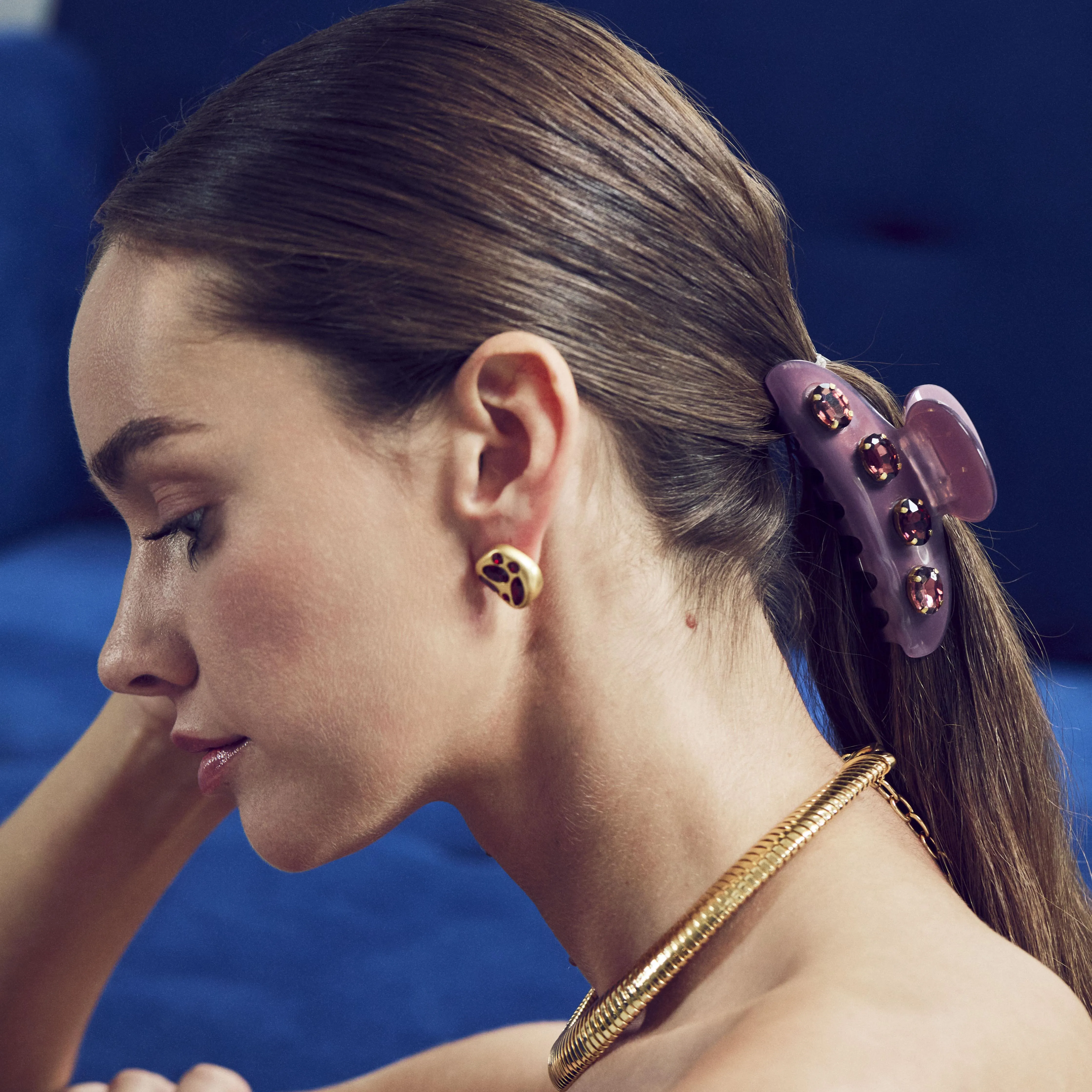 MAUVE LARGE CRYSTAL CLAW CLIP sold by Lele Sadoughi product image thumbnail 2