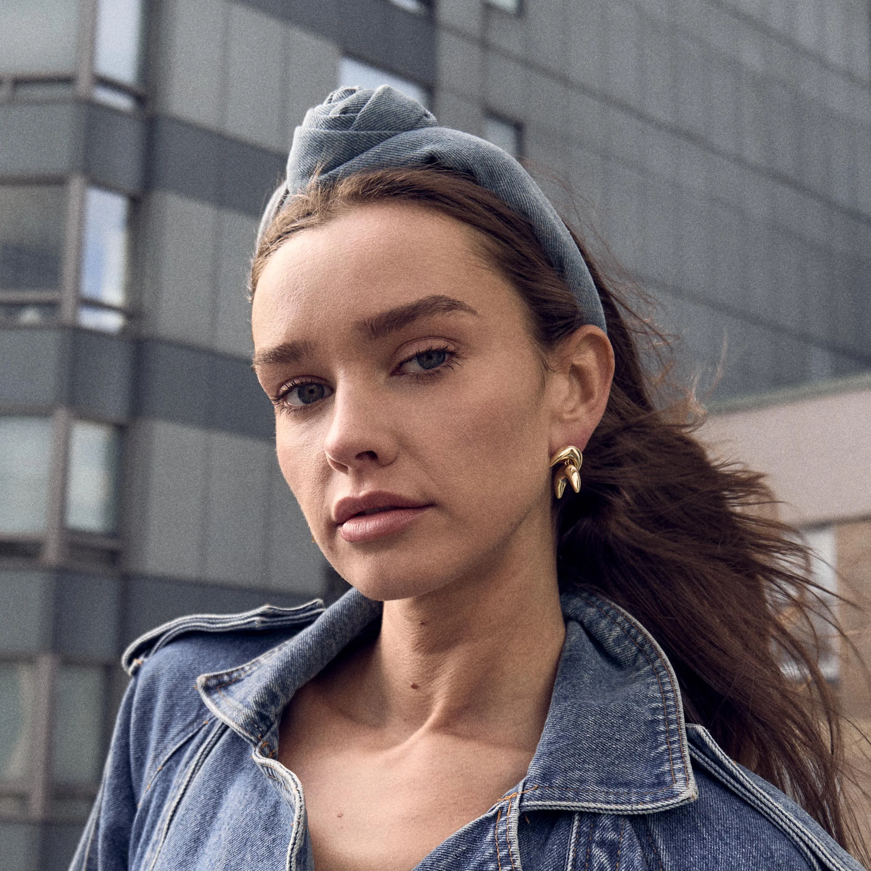 LIGHT DENIM ROSETTE HEADBAND sold by Lele Sadoughi product image thumbnail 2