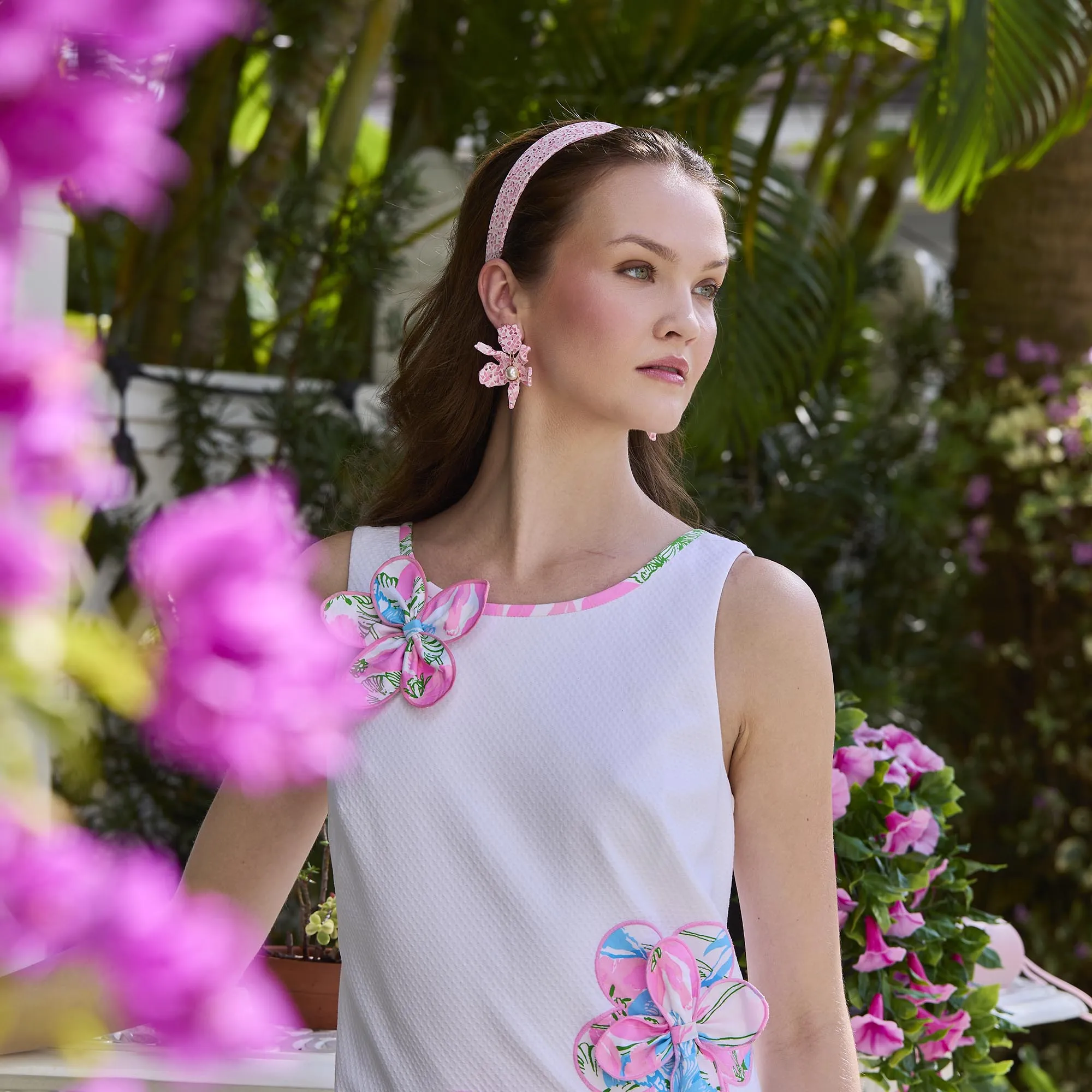 TERRAZZO BLUSH SMALL PEARL LILY EARRINGS sold by Lele Sadoughi product image thumbnail 3