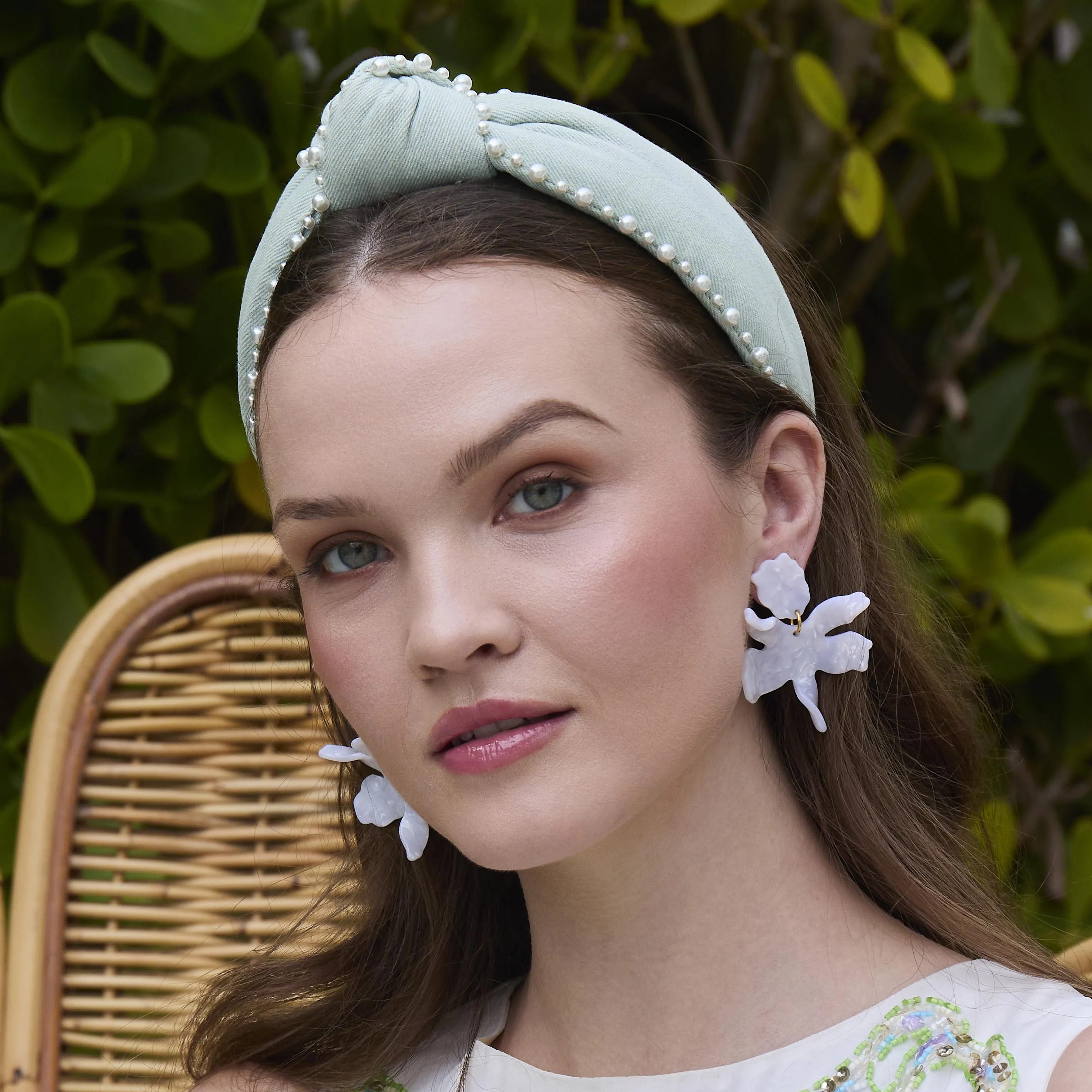 LIGHT DENIM KNOTTED PEARL EDGE HEADBAND sold by Lele Sadoughi product image thumbnail 2